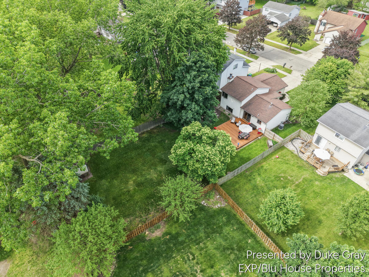 3232 Brook Trail SE Grand Rapids MI 49508