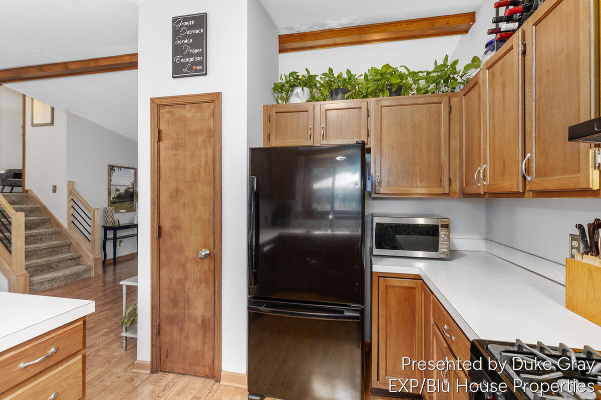 3232 Brook Trail SE Grand Rapids MI 49508