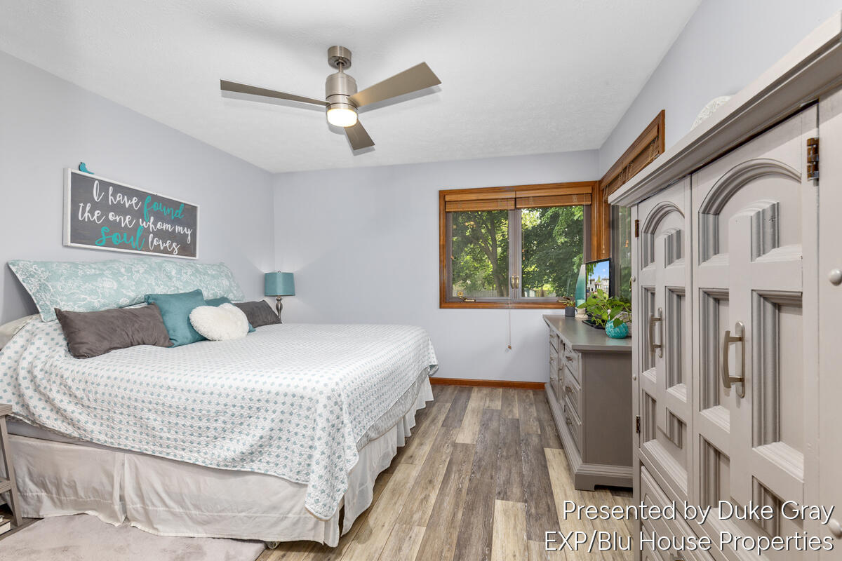 3232 Brook Trail SE Grand Rapids MI 49508