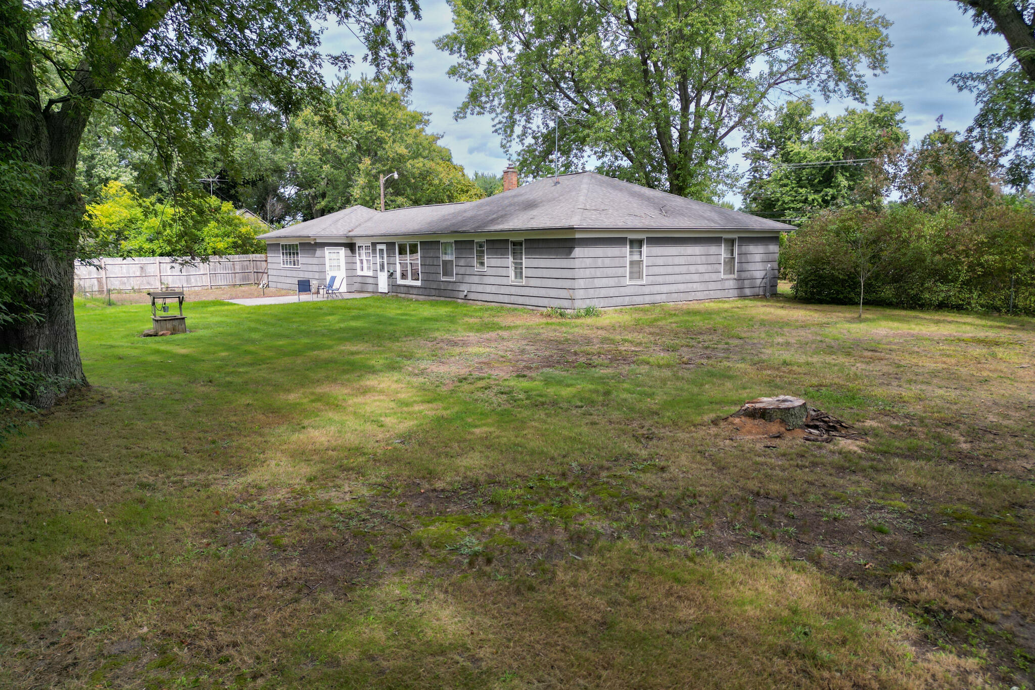 4241 136th Avenue Holland MI 49424