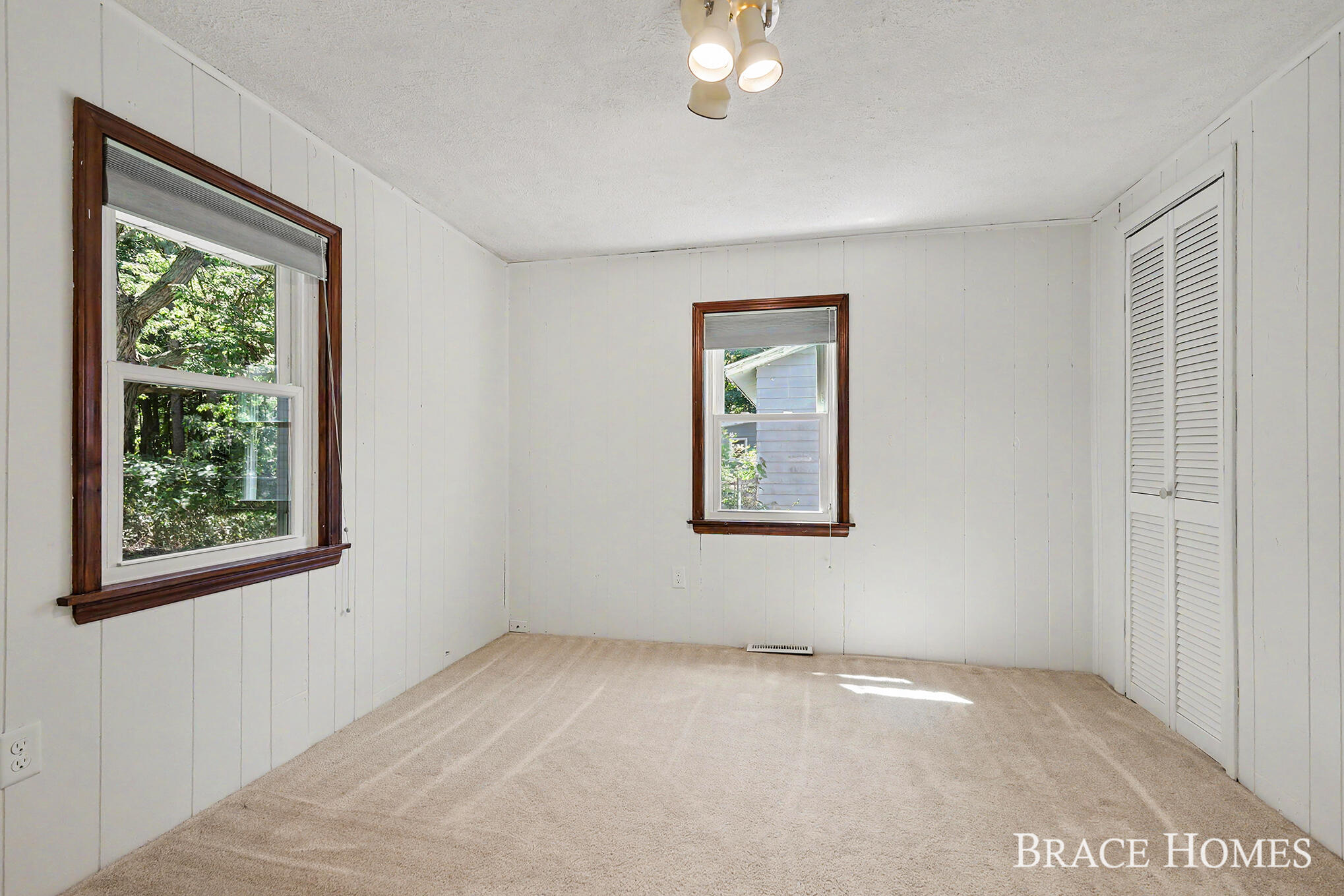 3284 N 146th Avenue Holland MI 49424