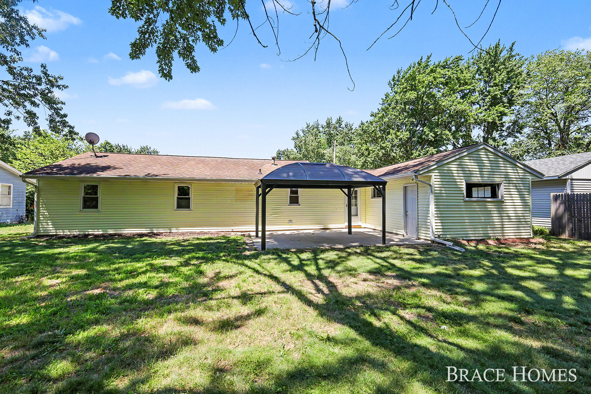 3284 N 146th Avenue Holland MI 49424