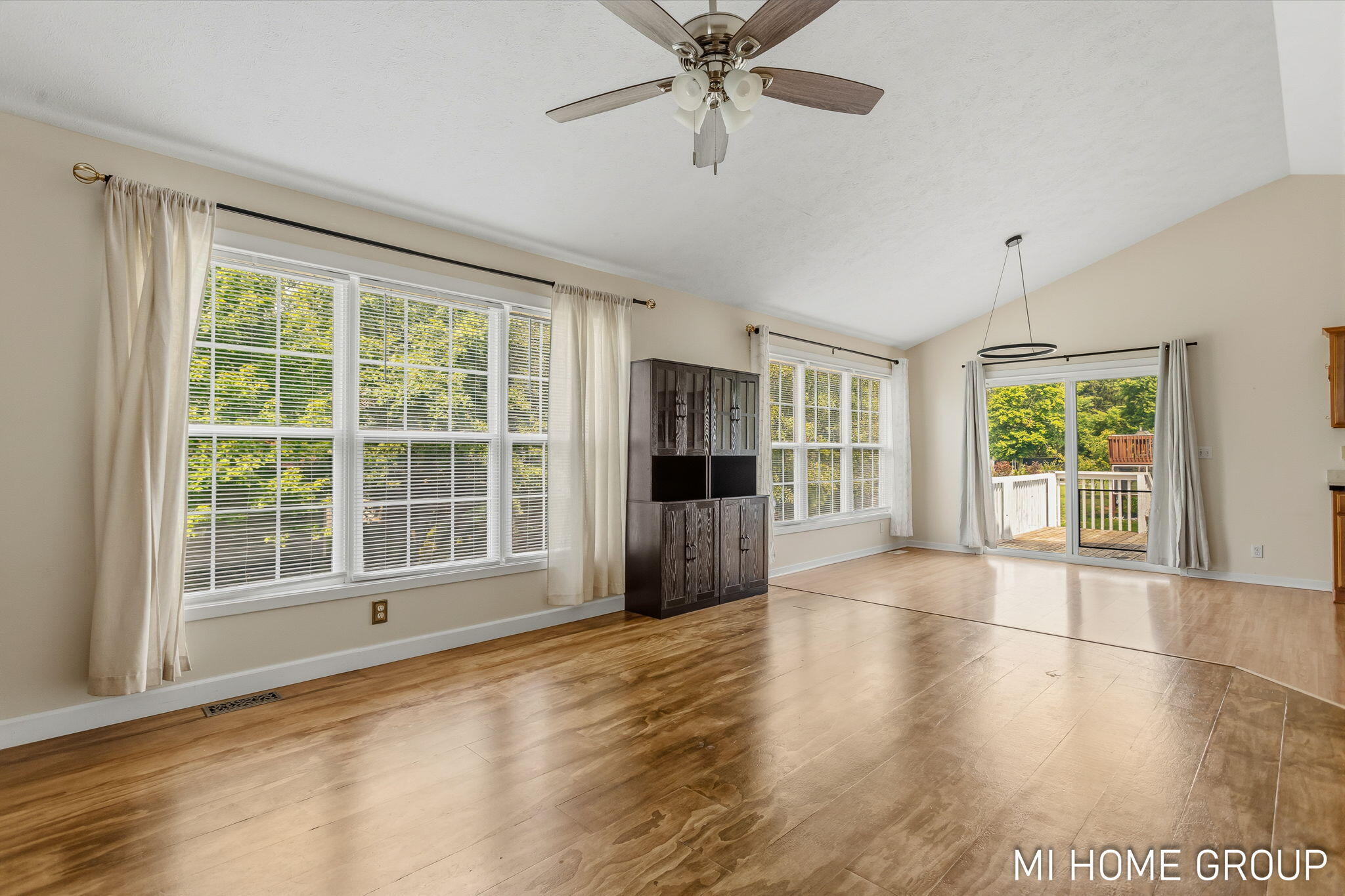 3849 142nd Avenue Holland MI 49424