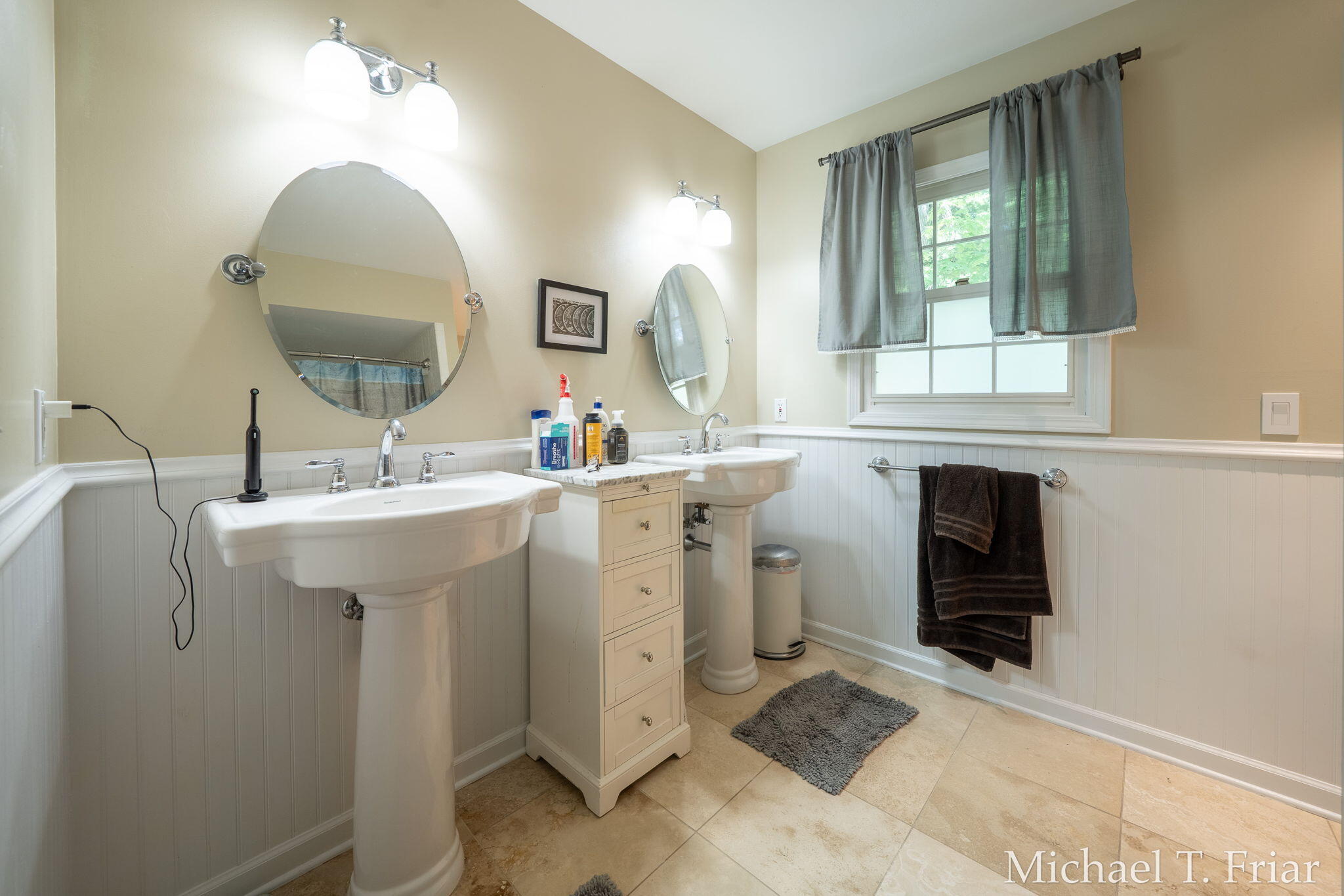 7421 Treeline Drive SE Grand Rapids MI 49546