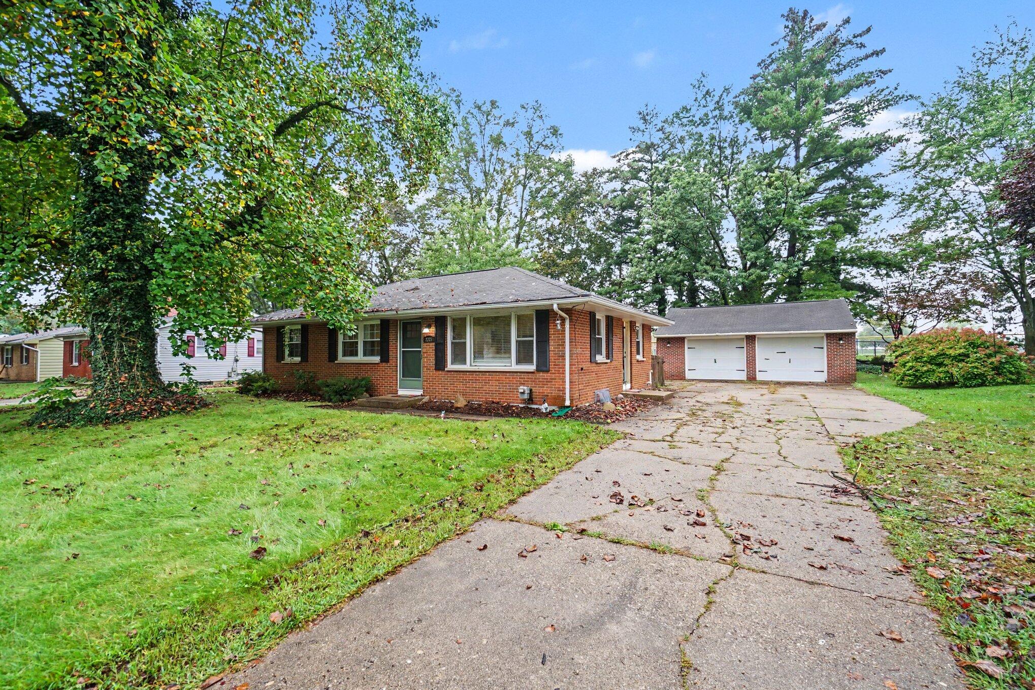 2223 Cumberland Street Kalamazoo MI 49006