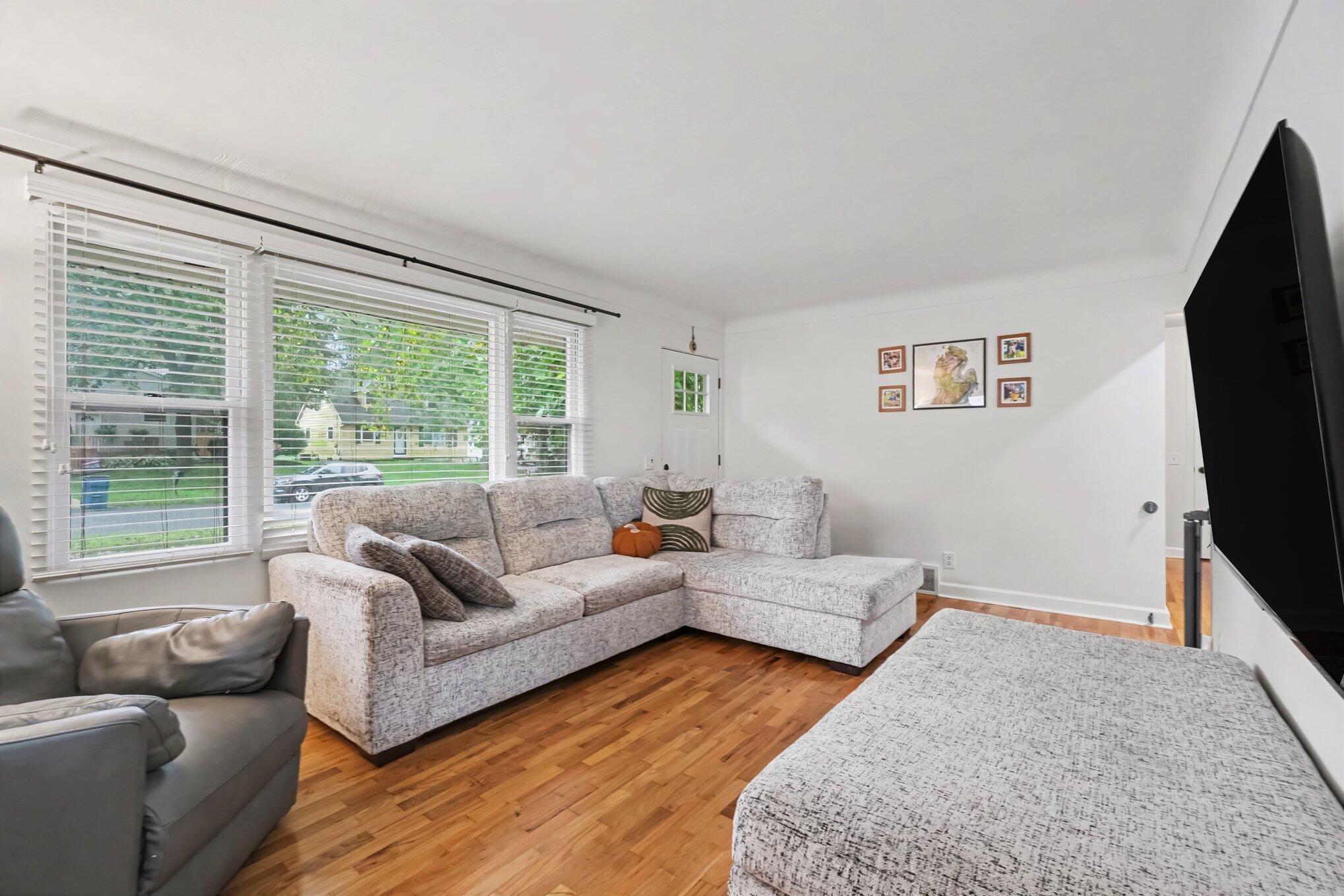 2223 Cumberland Street Kalamazoo MI 49006