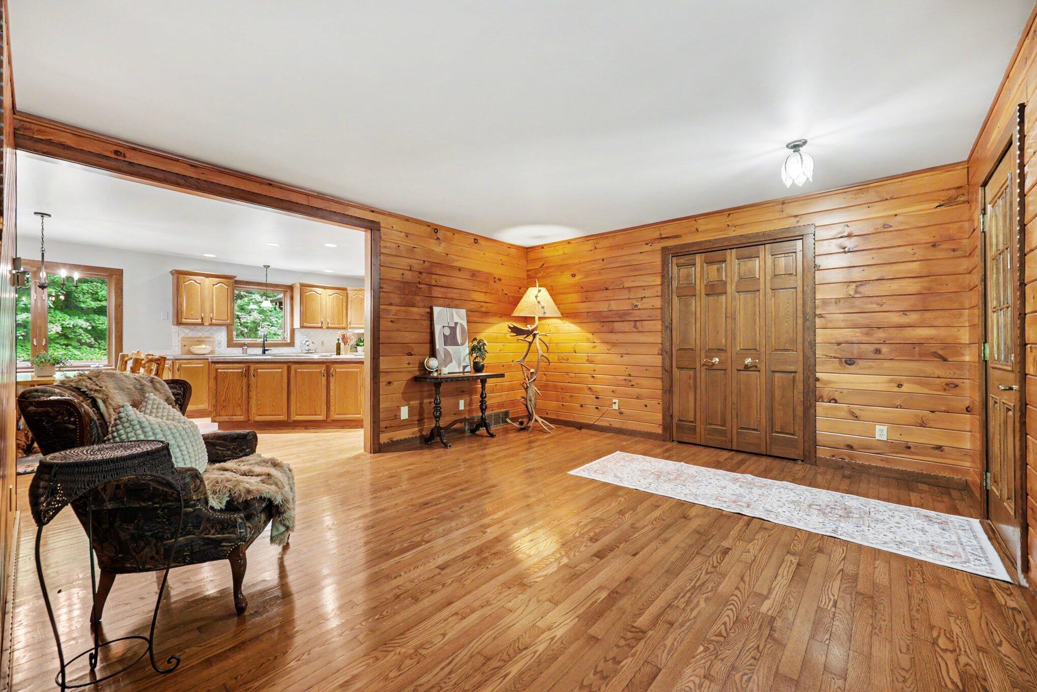 655 Auburn Trail SE Ada MI 49301