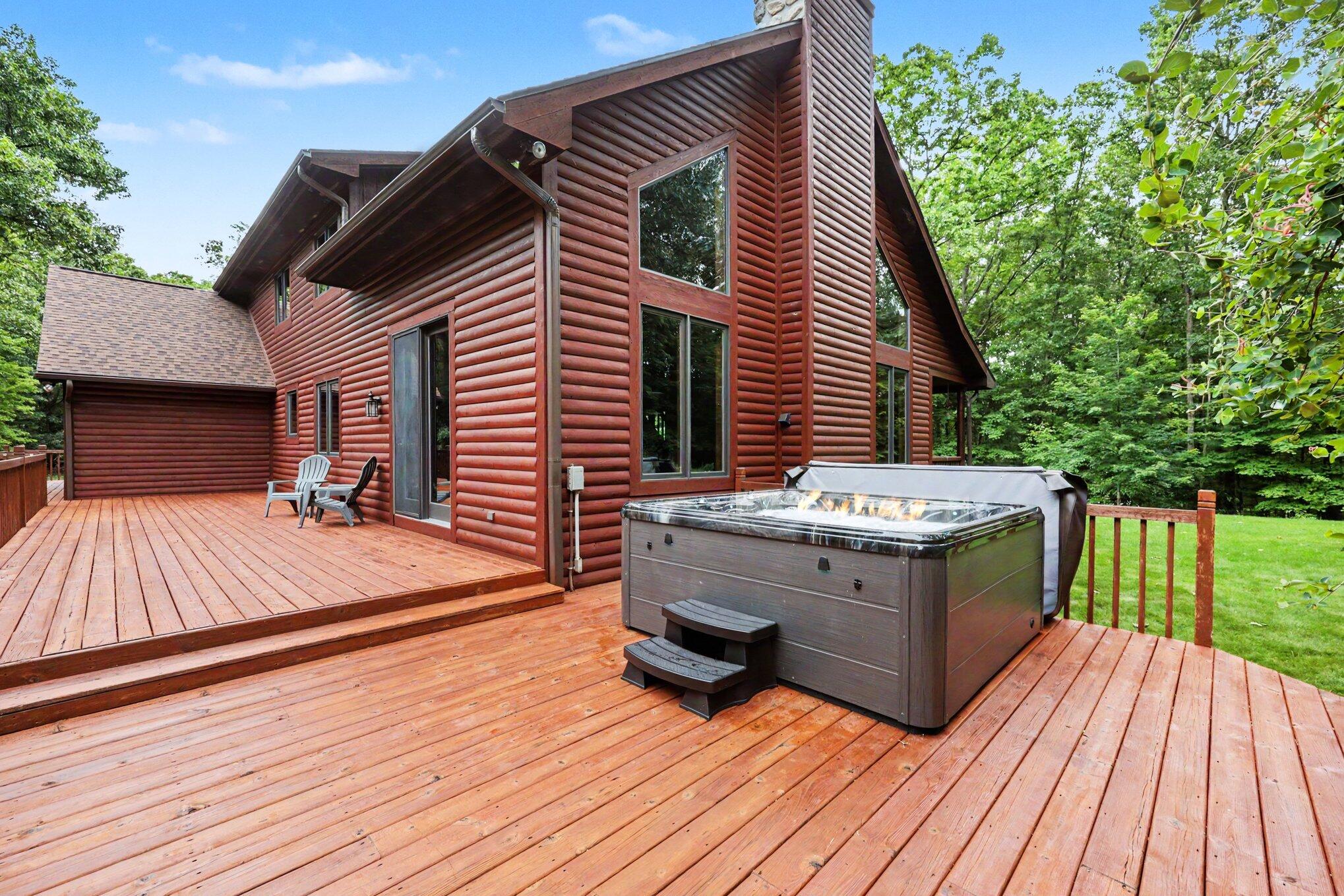 655 Auburn Trail SE Ada MI 49301