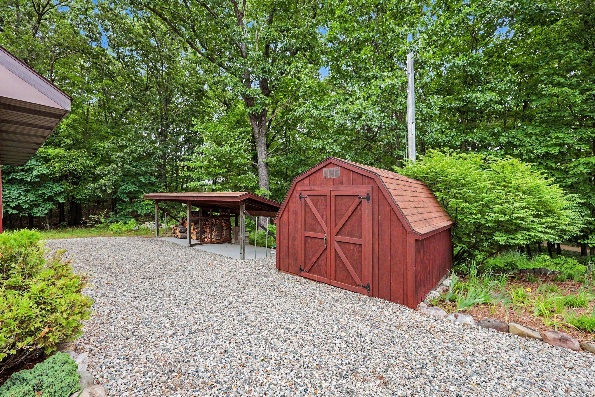 655 Auburn Trail SE Ada MI 49301