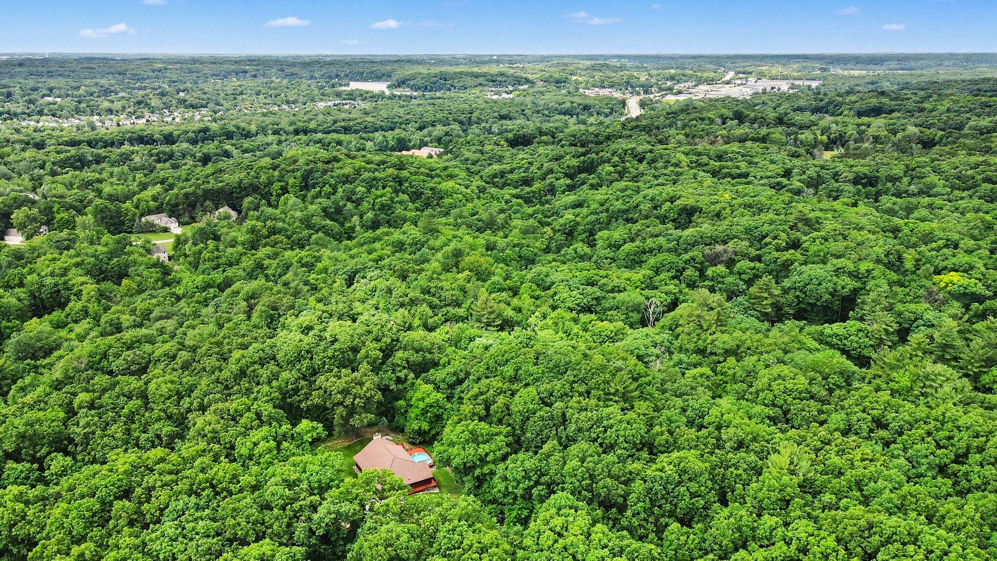 655 Auburn Trail SE Ada MI 49301