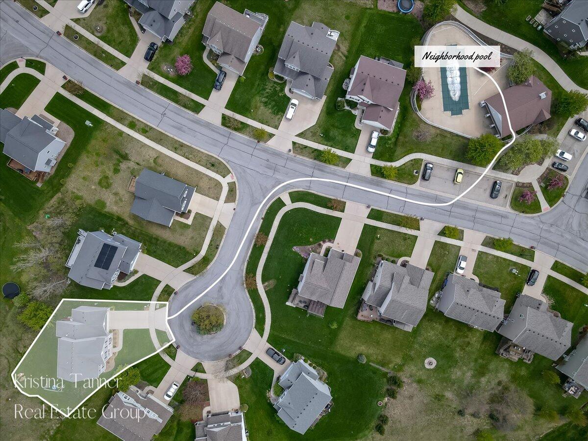 642 Echo Valley NE Rockford MI 49341