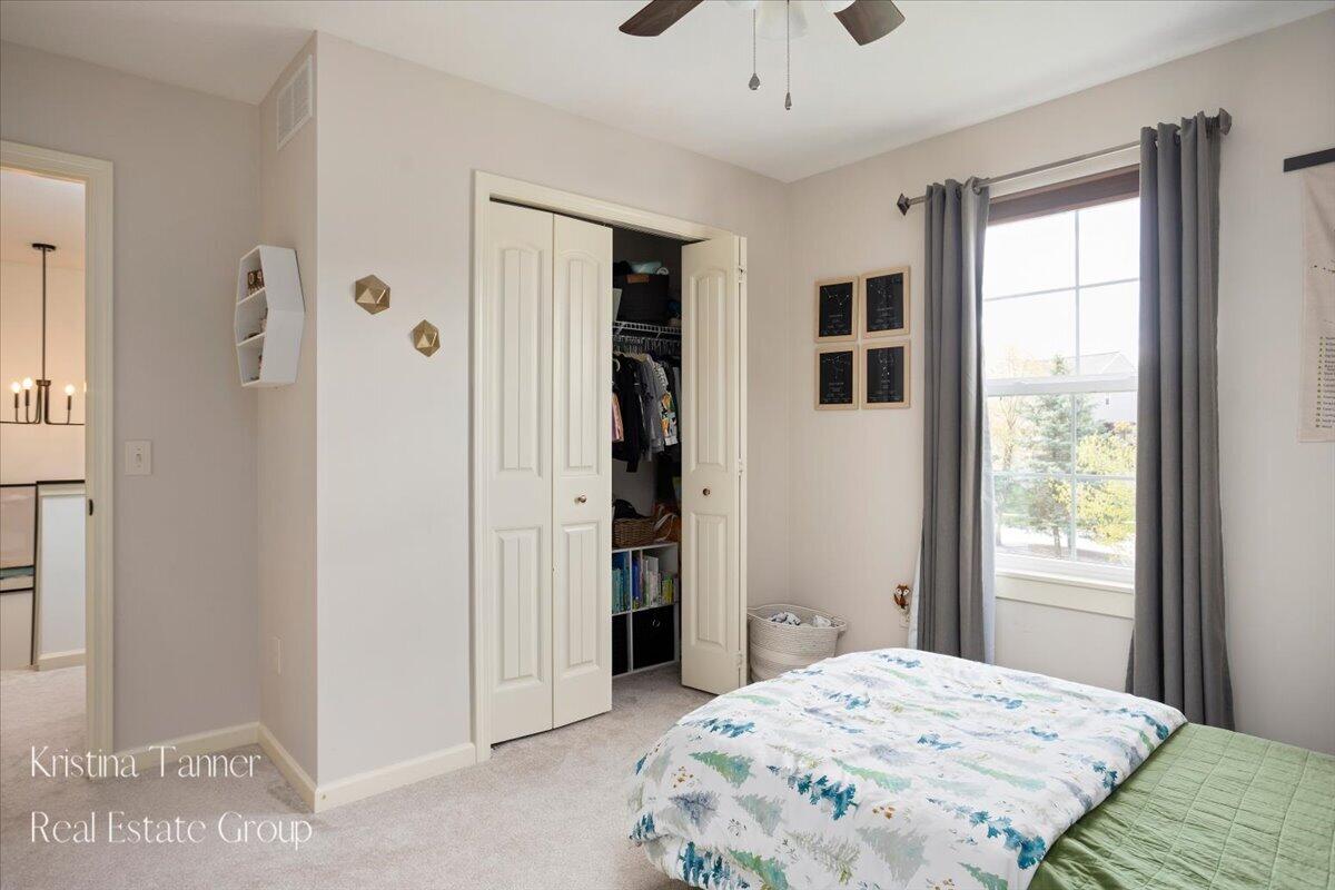 642 Echo Valley NE Rockford MI 49341