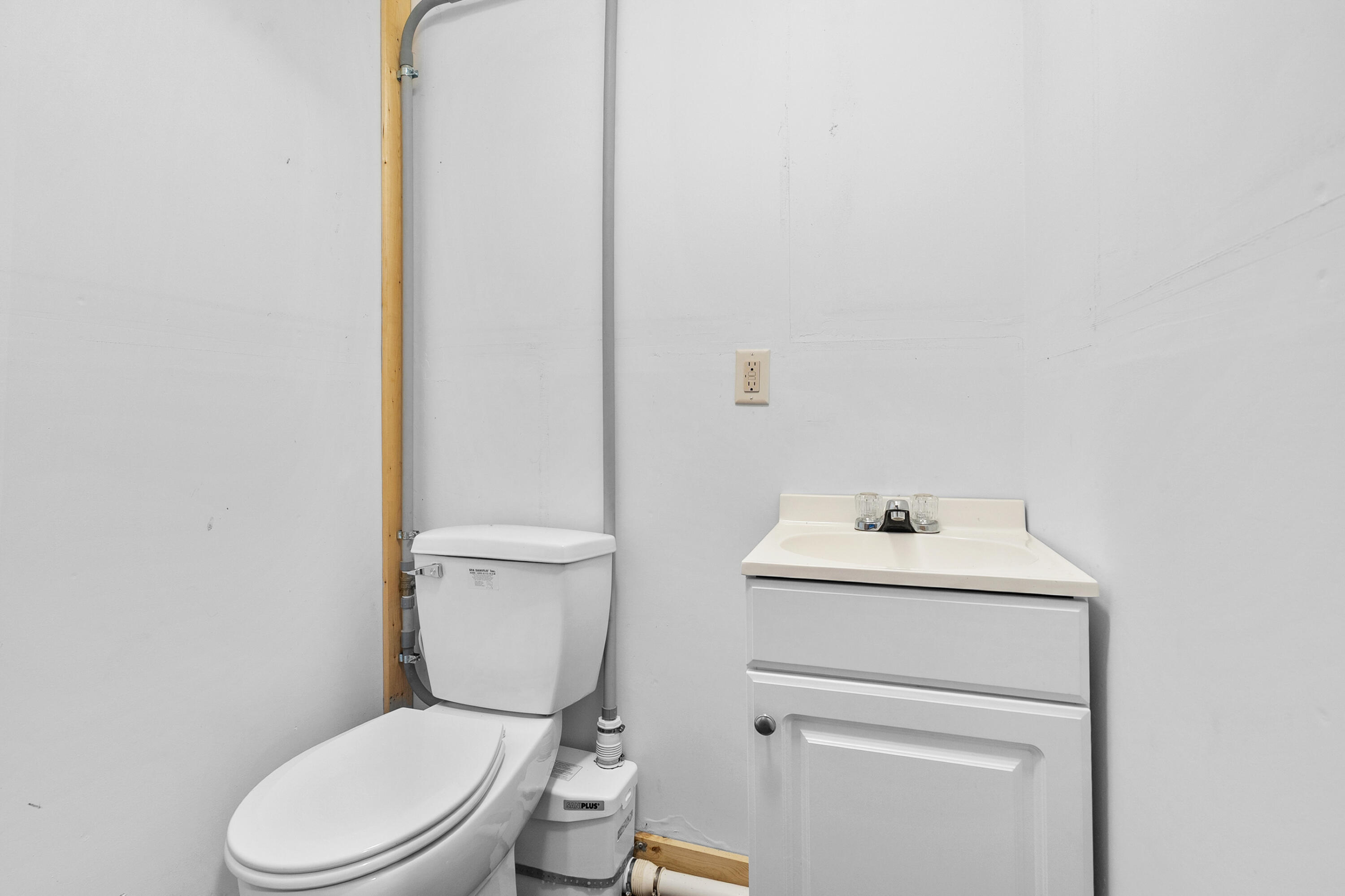 56200 California Road Dowagiac MI 49047