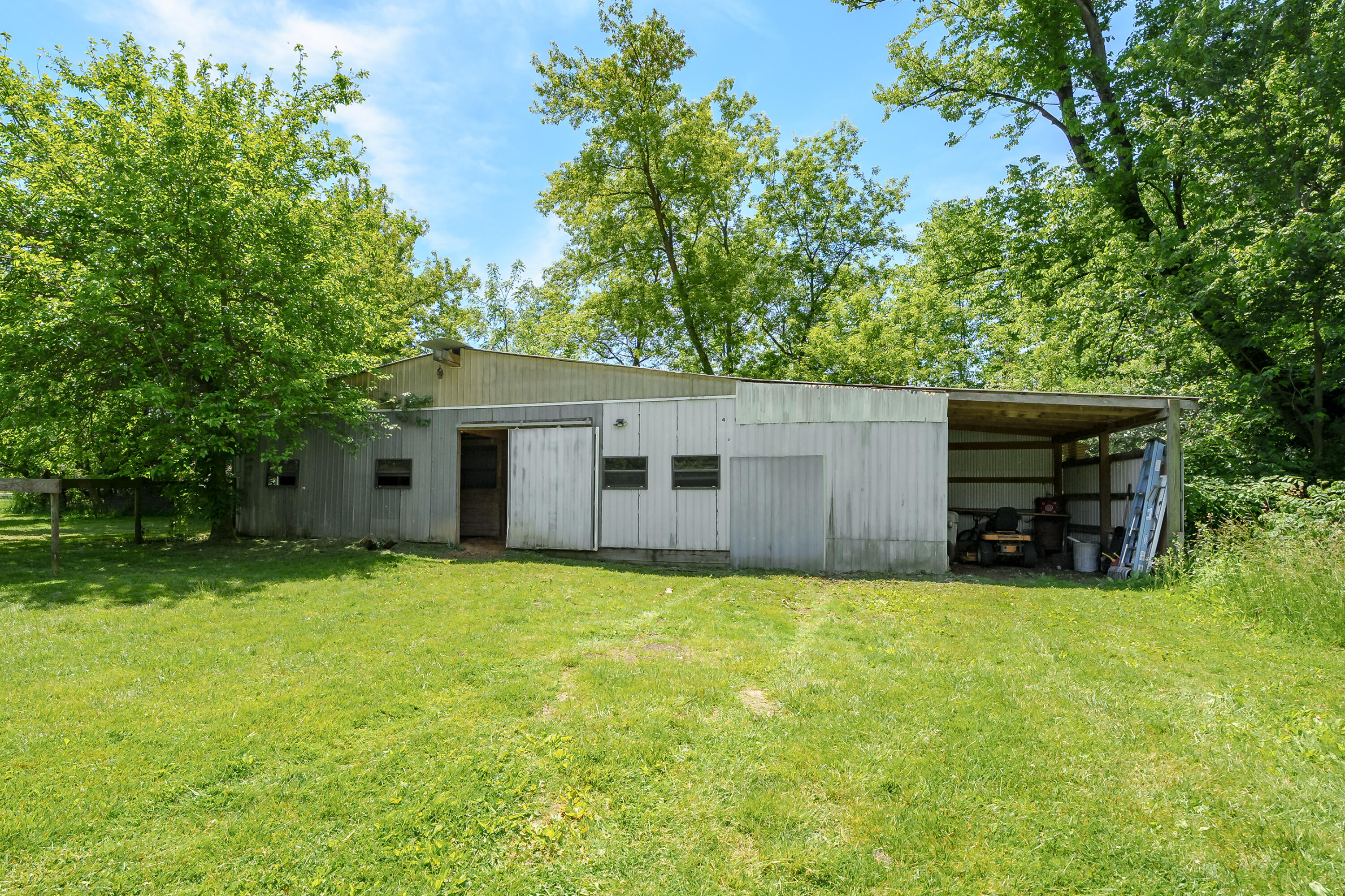 56200 California Road Dowagiac MI 49047