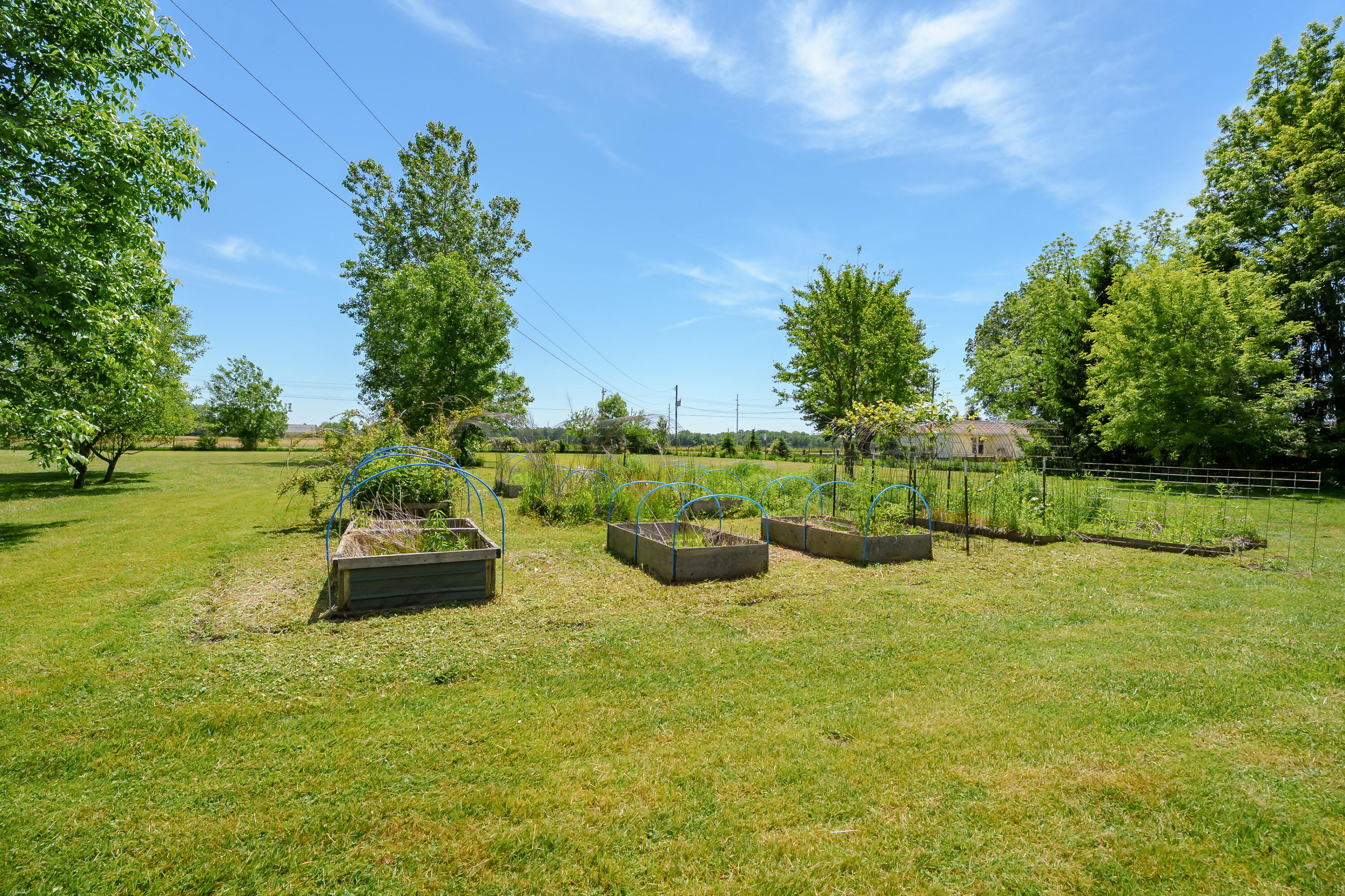 56200 California Road Dowagiac MI 49047