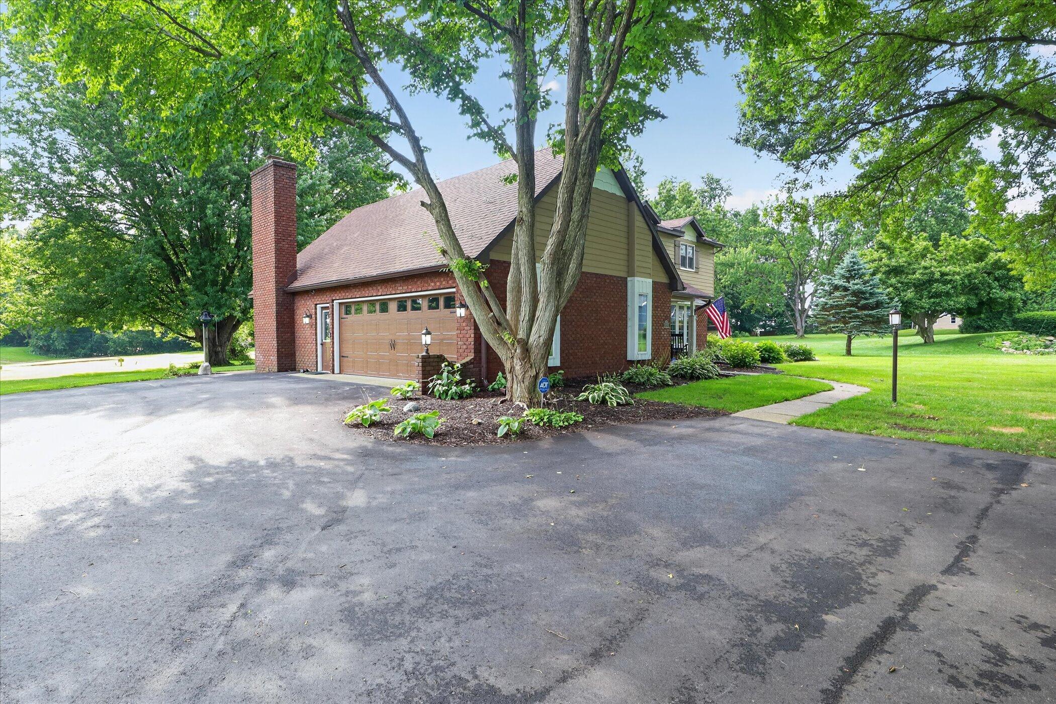 22279 Loupee Drive Cassopolis MI 49031