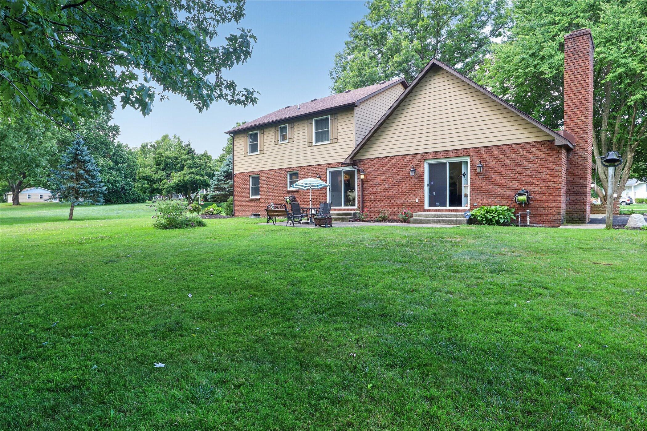 22279 Loupee Drive Cassopolis MI 49031
