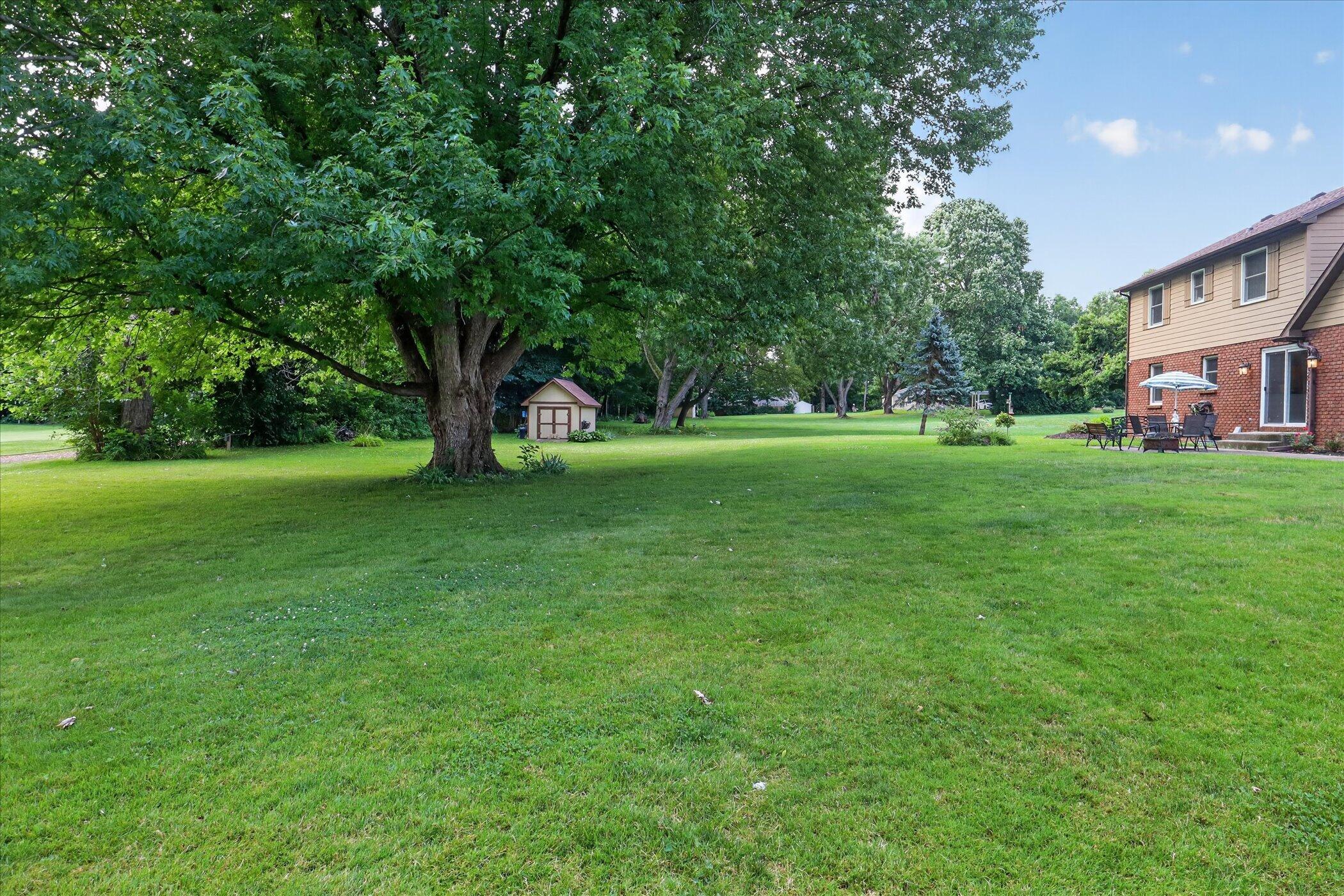 22279 Loupee Drive Cassopolis MI 49031