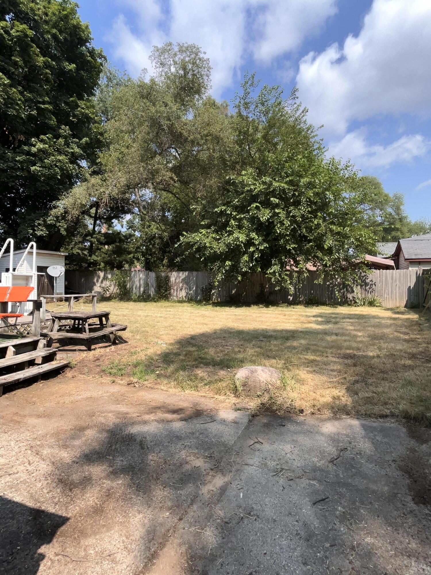 335 Abbie Street SE Grand Rapids MI 49548