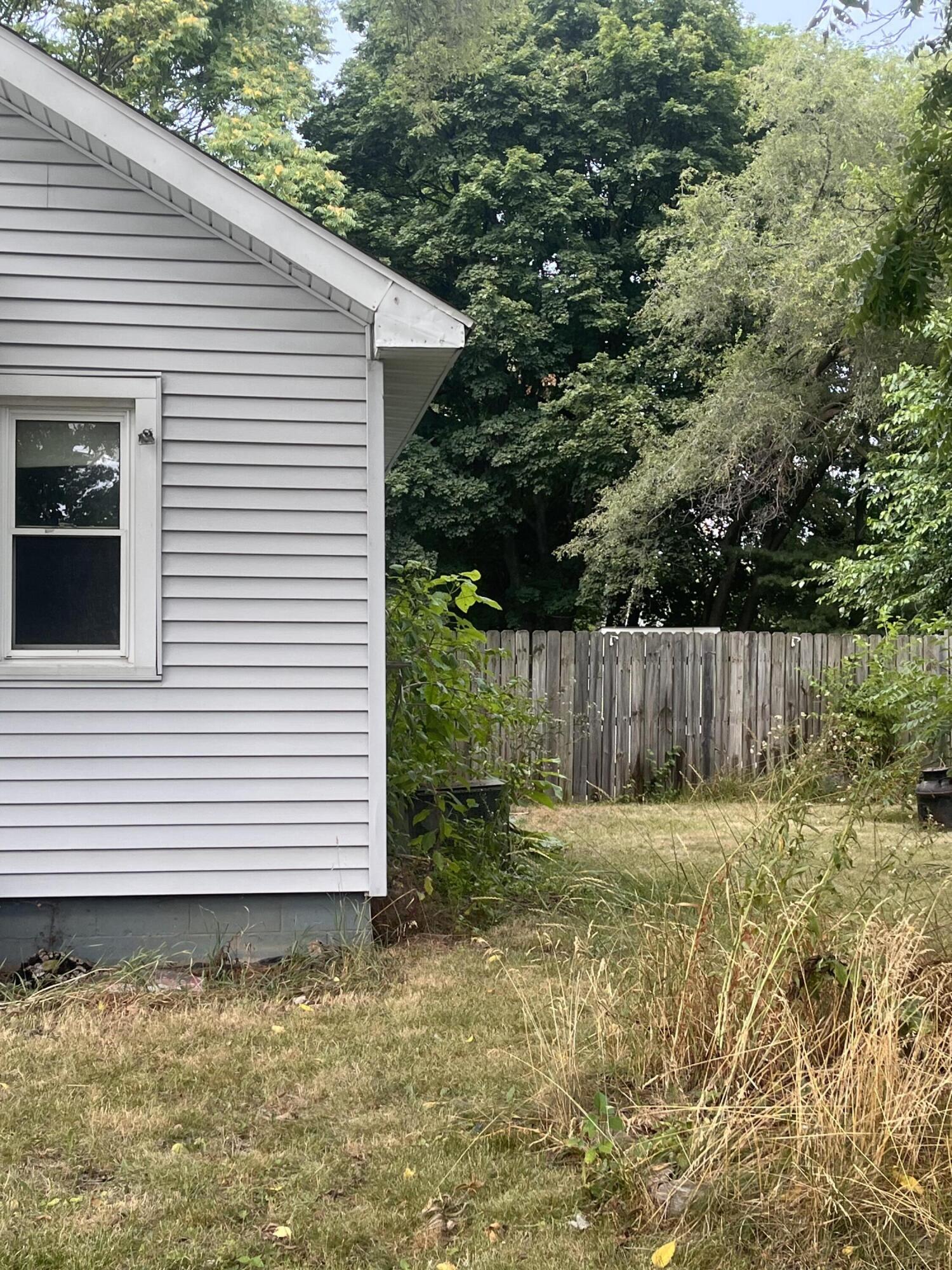 335 Abbie Street SE Grand Rapids MI 49548