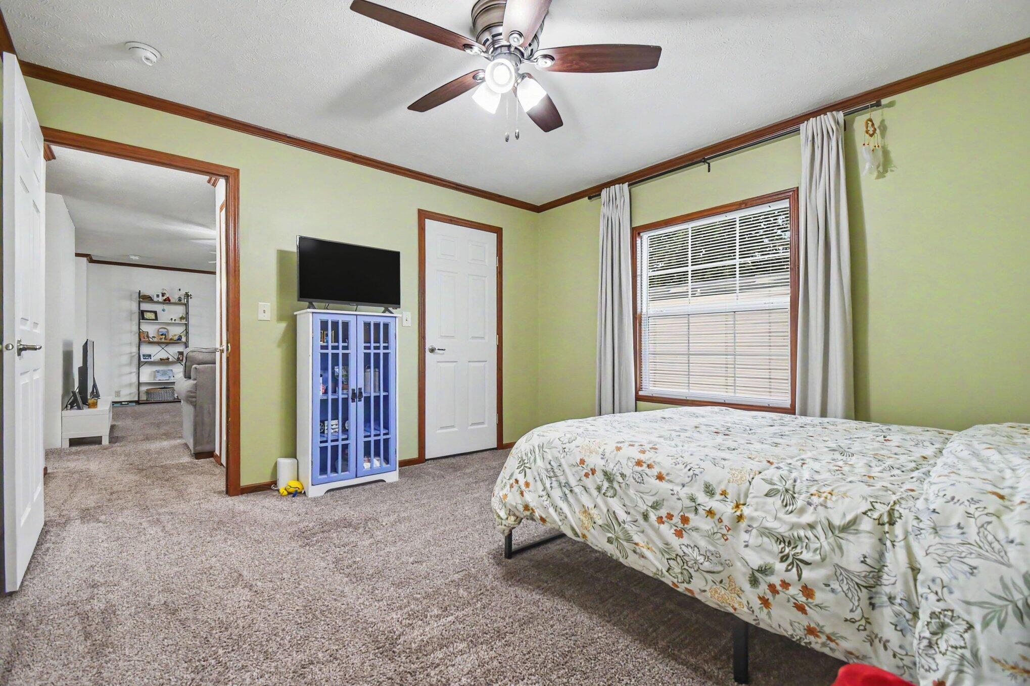 471 N Kippen Drive SE Grand Rapids MI 49548