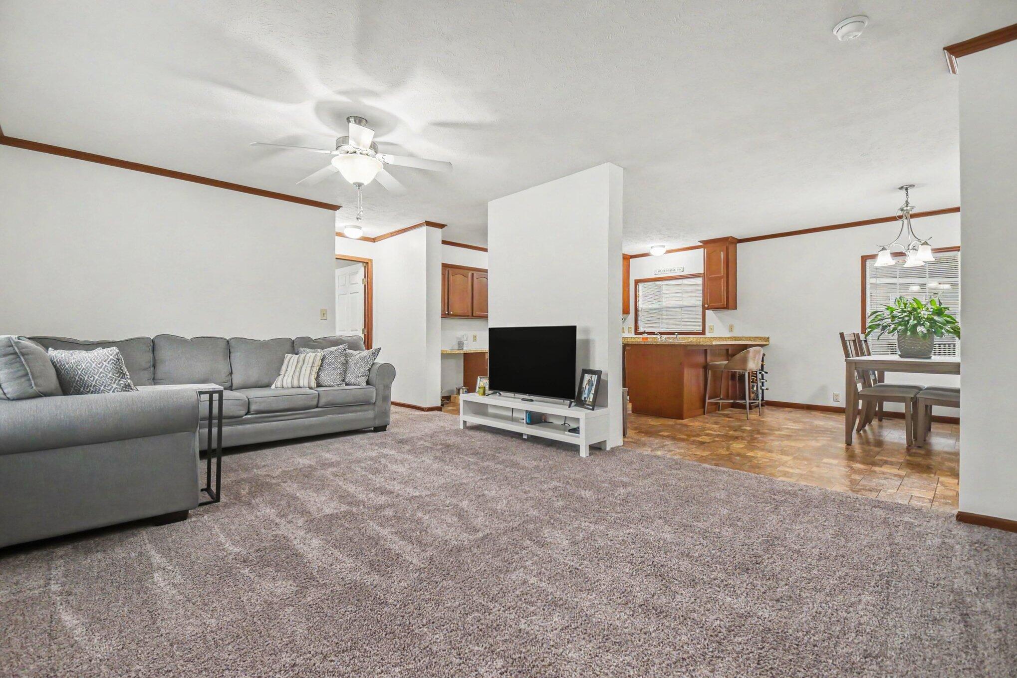 471 N Kippen Drive SE Grand Rapids MI 49548