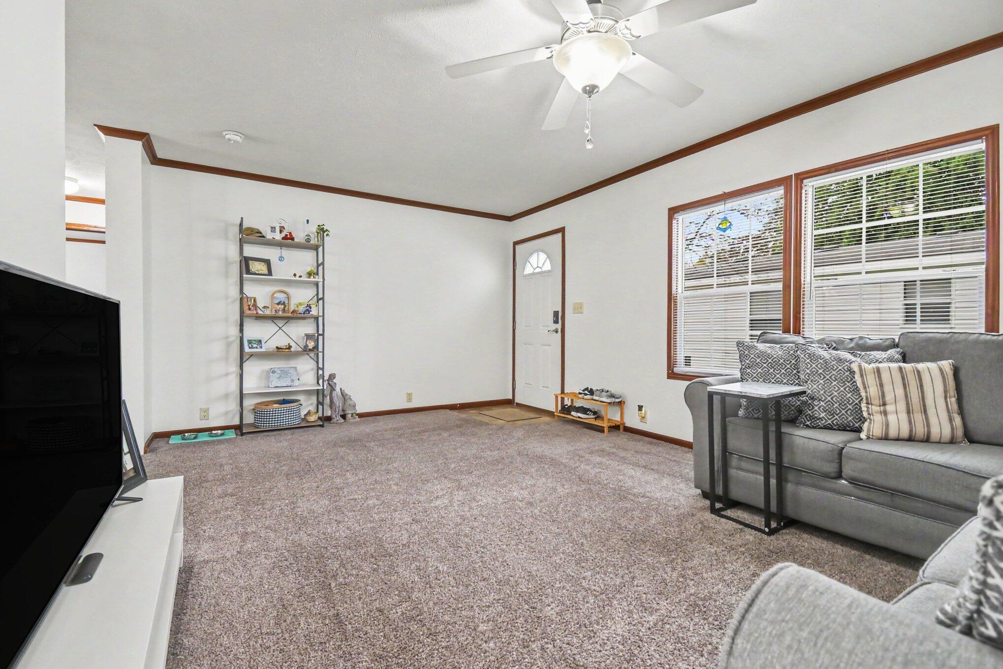 471 N Kippen Drive SE Grand Rapids MI 49548