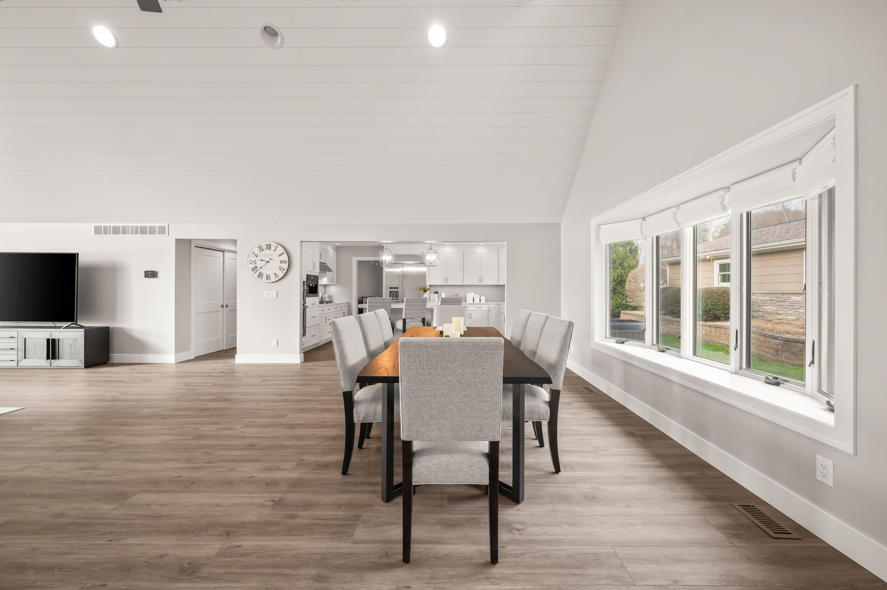 5363 Paw Paw Lake Road Coloma MI 49038