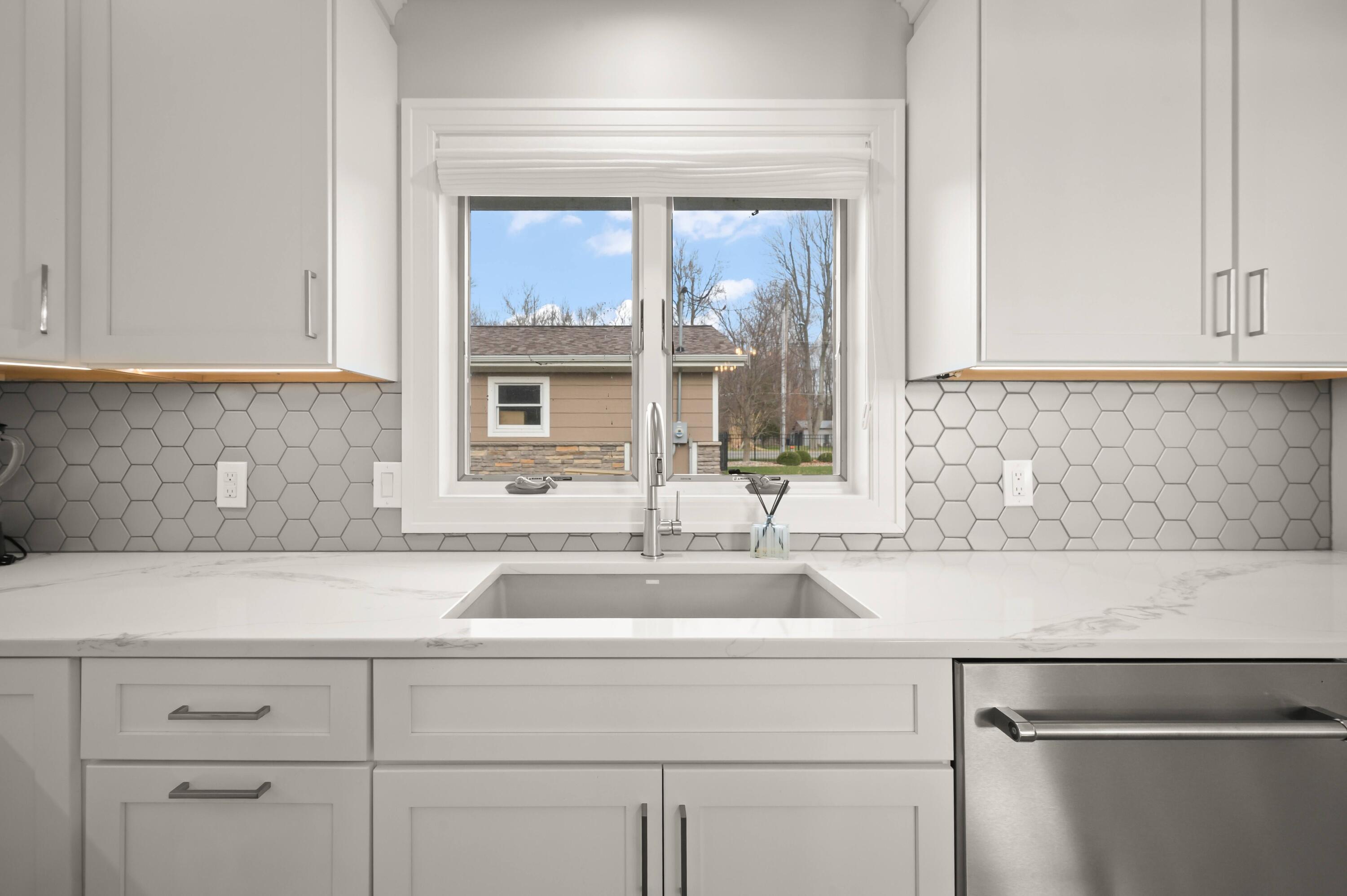 5363 Paw Paw Lake Road Coloma MI 49038
