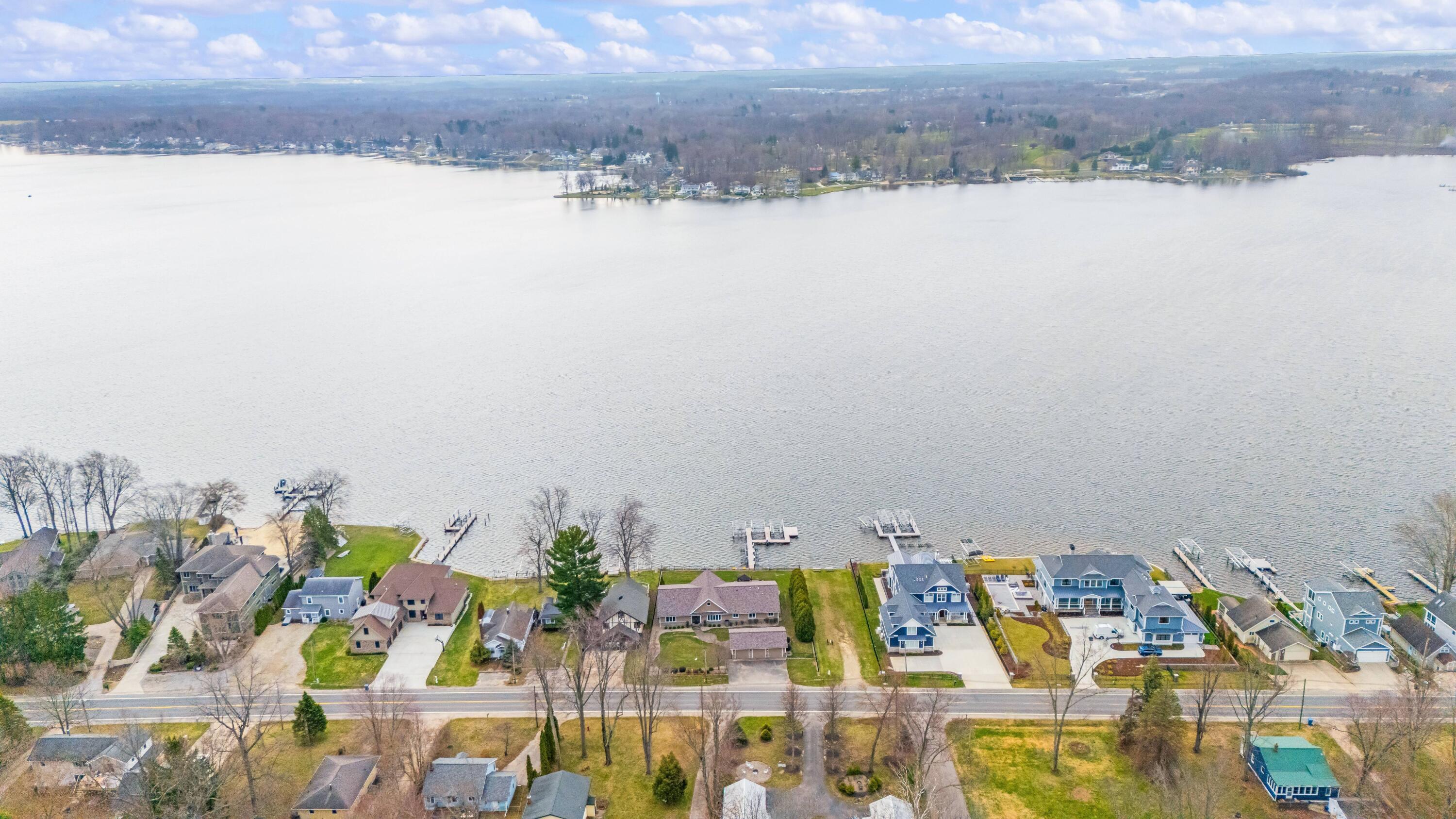 5363 Paw Paw Lake Road Coloma MI 49038