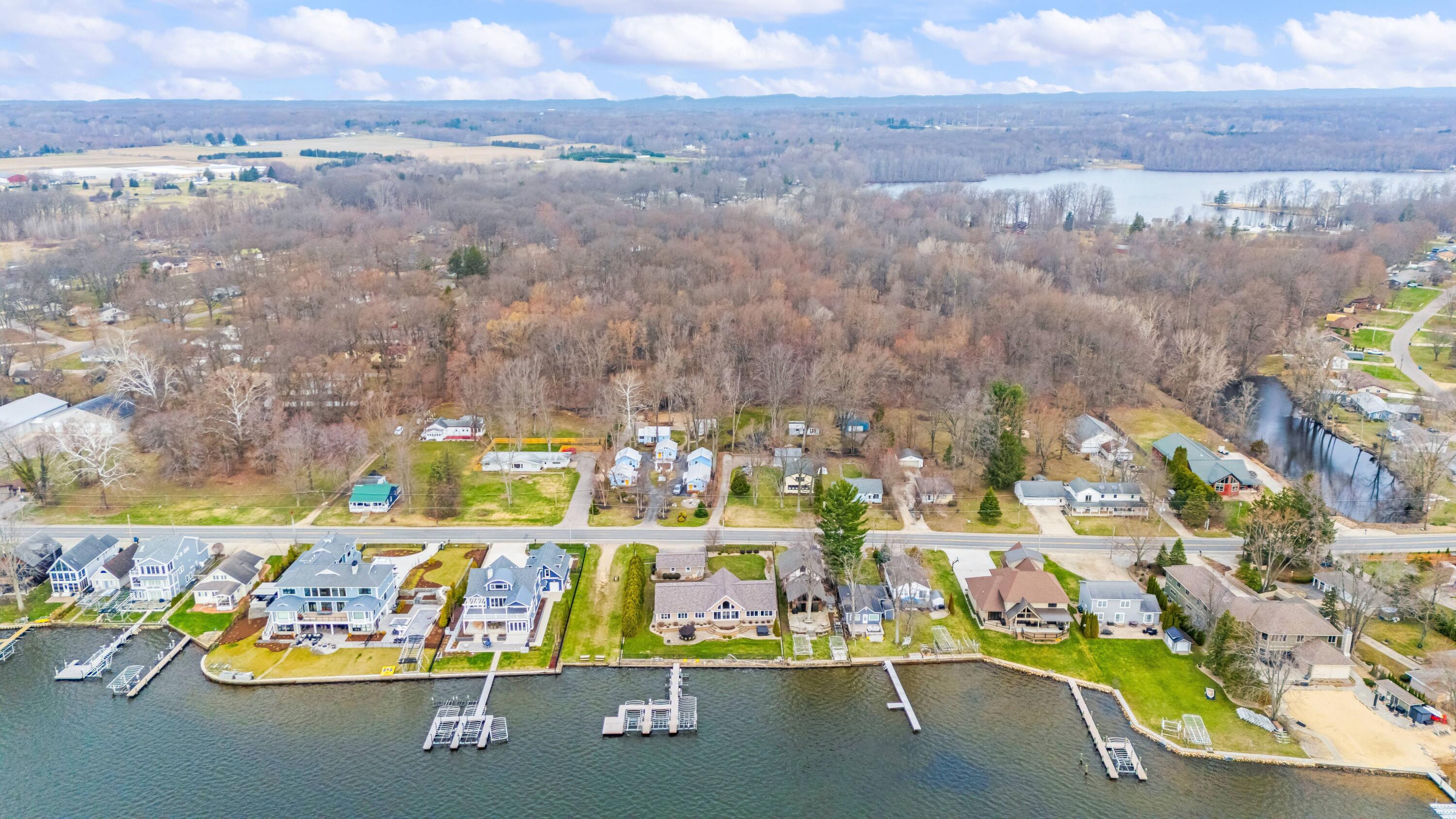 5363 Paw Paw Lake Road Coloma MI 49038