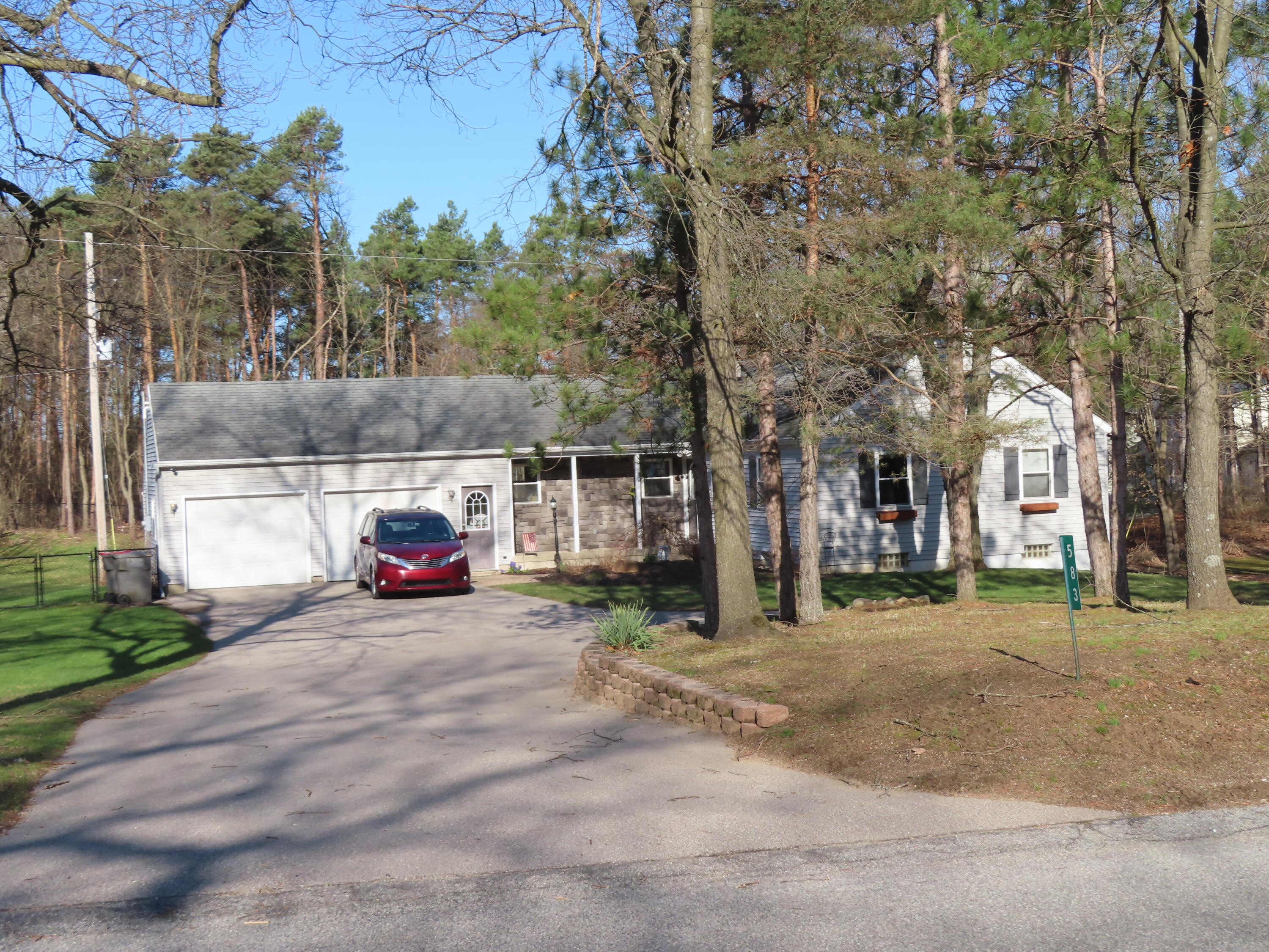 583 Alta Dale Avenue SE Ada MI 49301