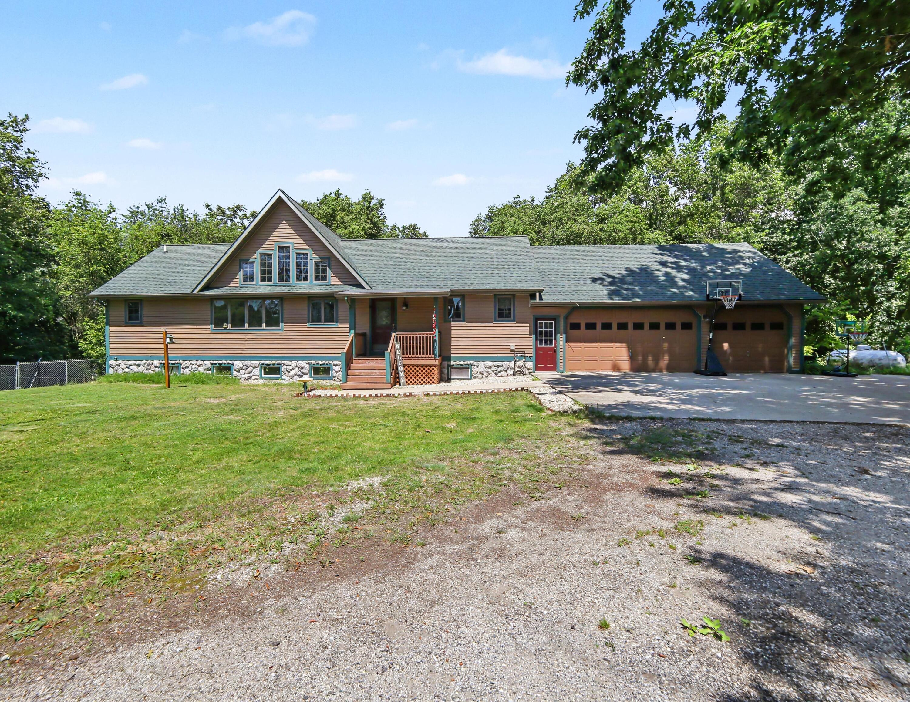 1824 S Pere Marquette Highway Ludington MI 49431