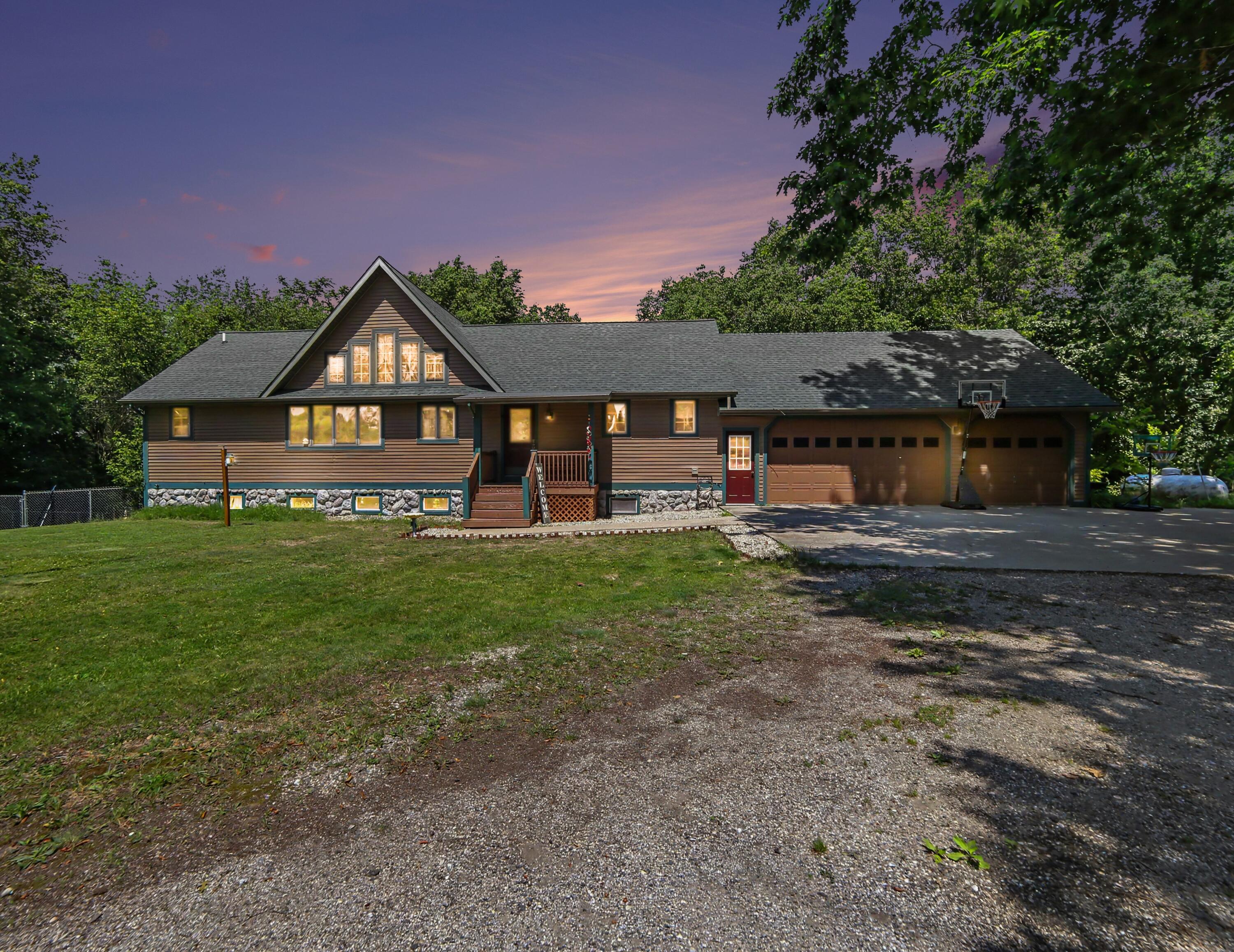 1824 S Pere Marquette Highway Ludington MI 49431