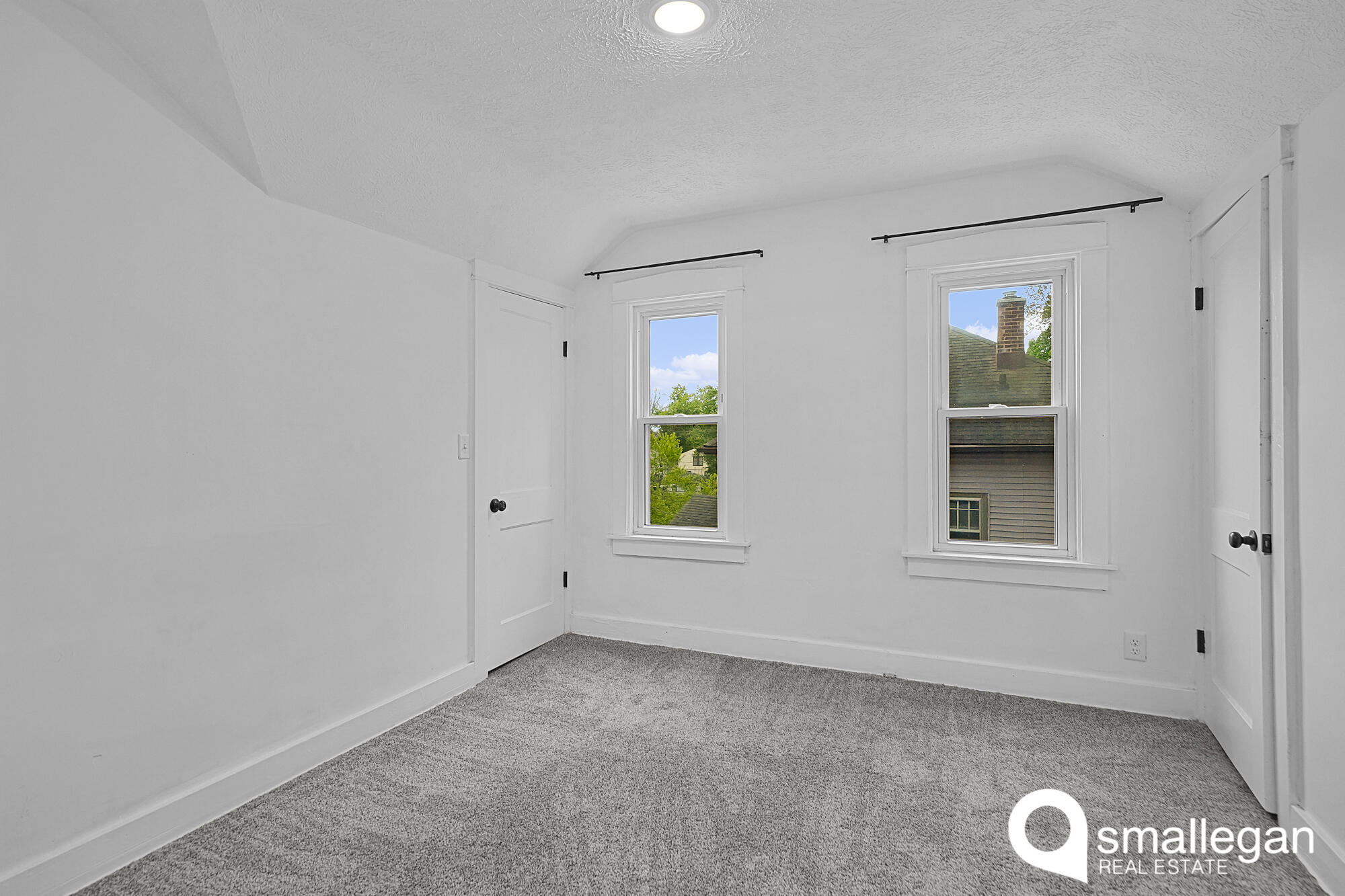 1047 Dallas Avenue SE Grand Rapids MI 49507