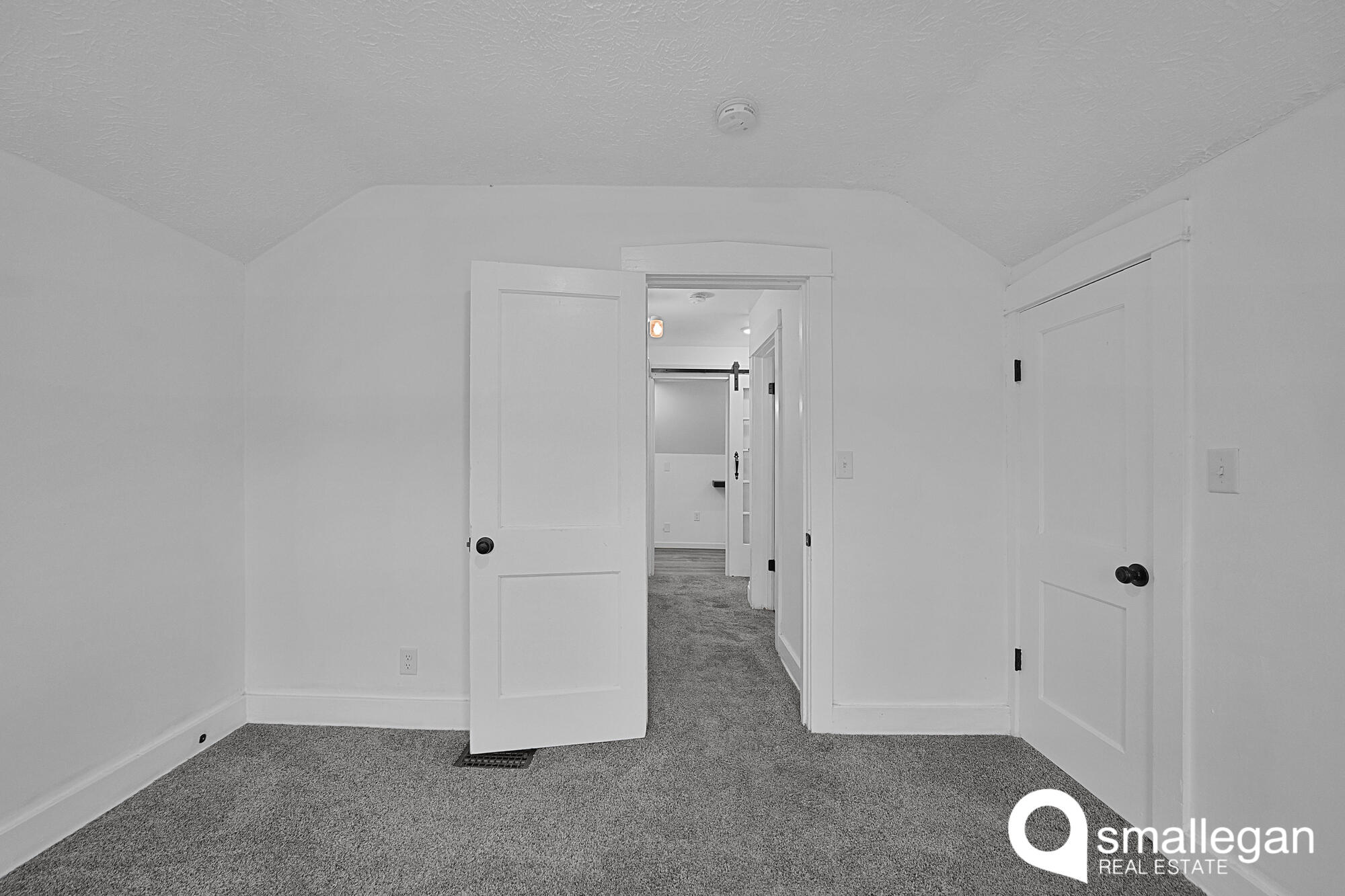 1047 Dallas Avenue SE Grand Rapids MI 49507