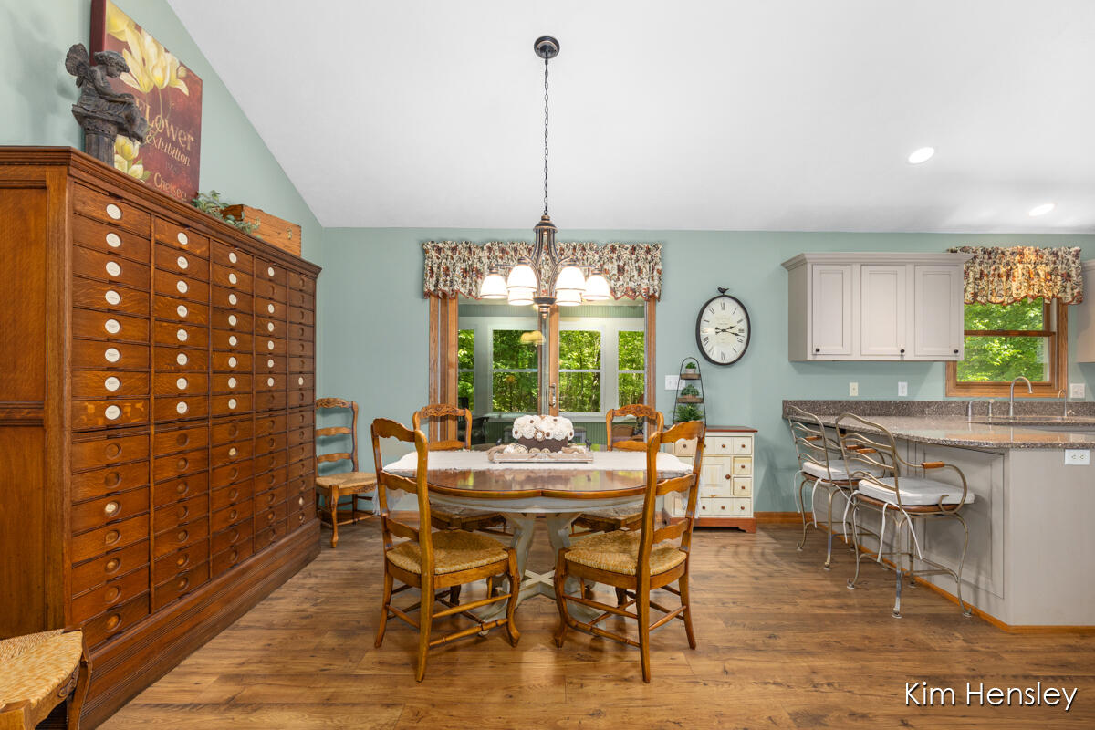8160 Oakview Ridge Drive NE Rockford MI 49341
