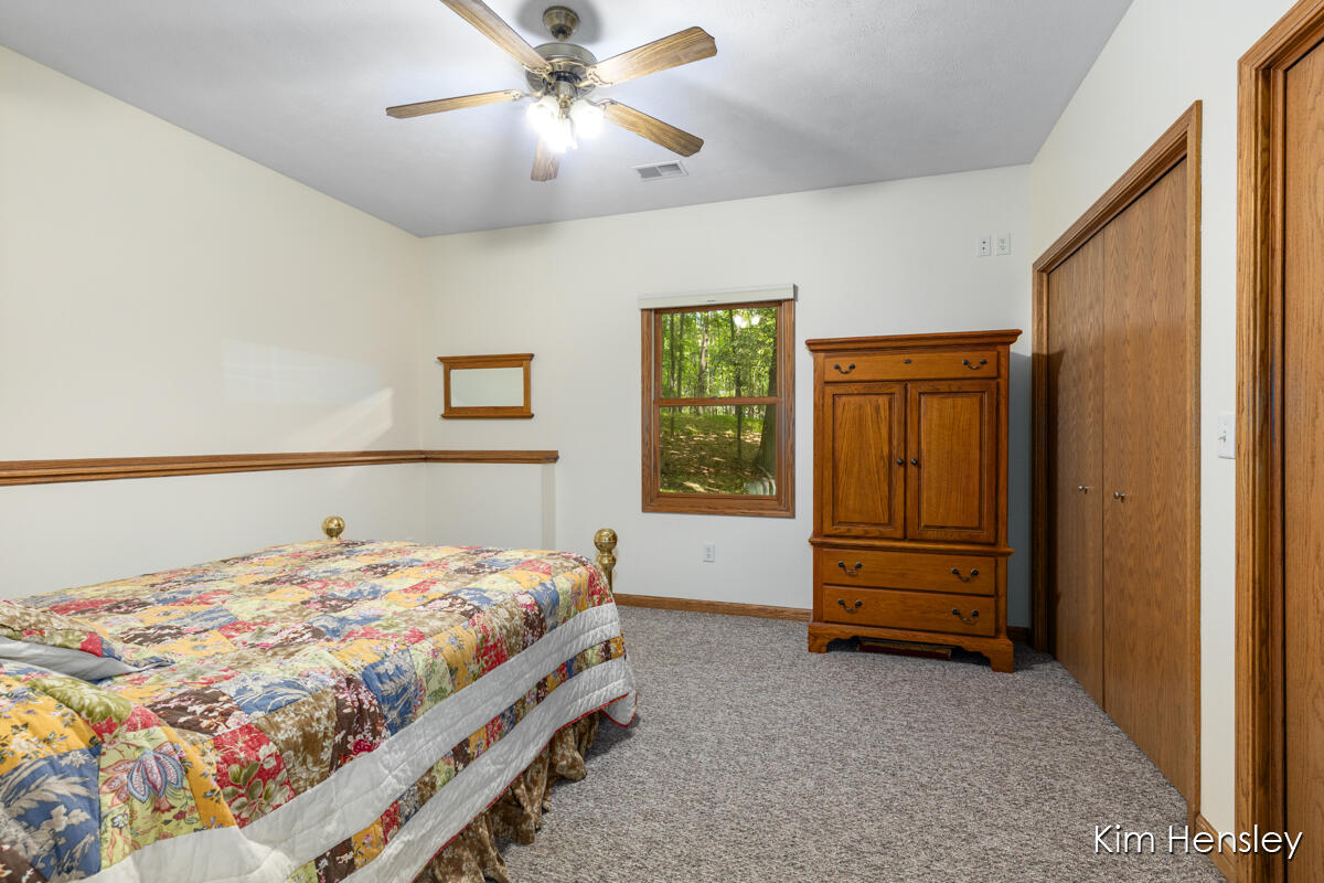 8160 Oakview Ridge Drive NE Rockford MI 49341