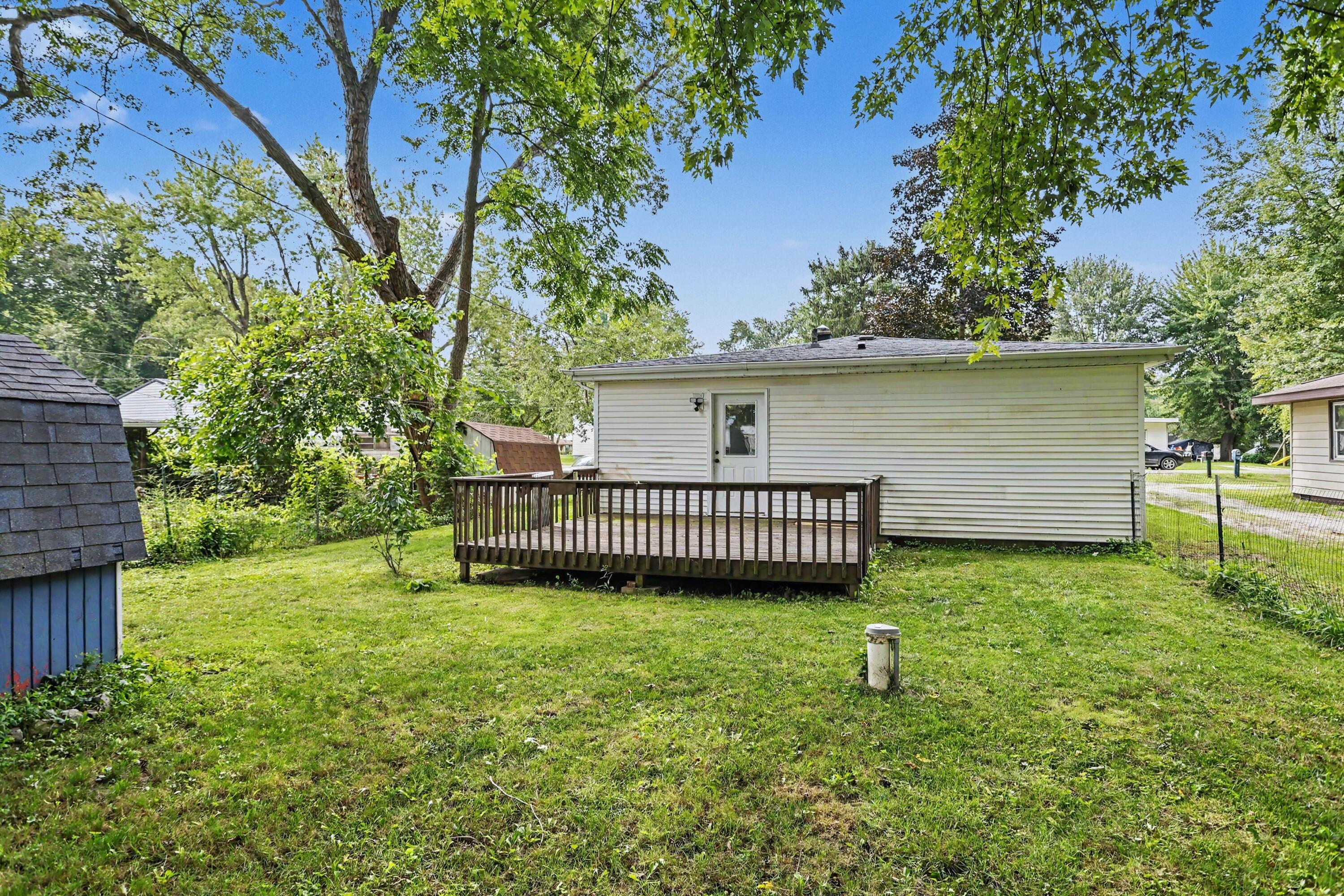 7281 Helen Coloma MI 49038