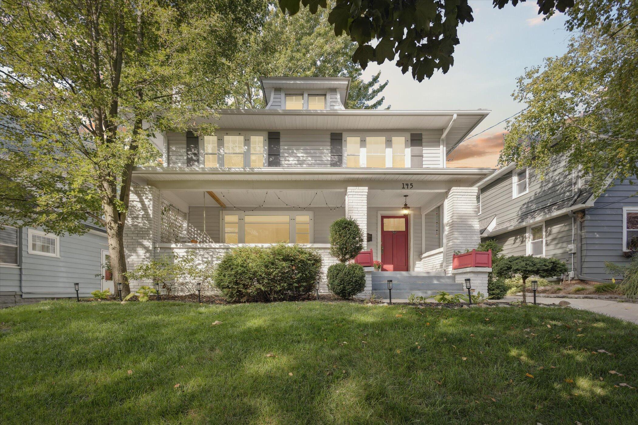 145 Baynton Avenue NE Grand Rapids MI 49503