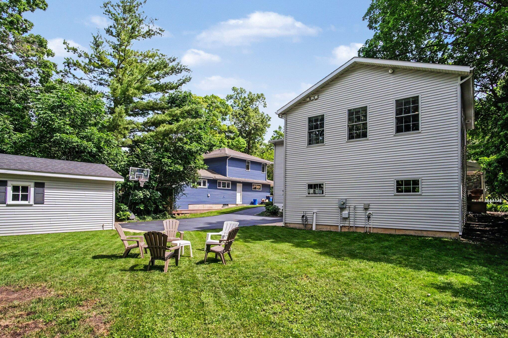 2621 Elmwood Drive SE Grand Rapids MI 49506