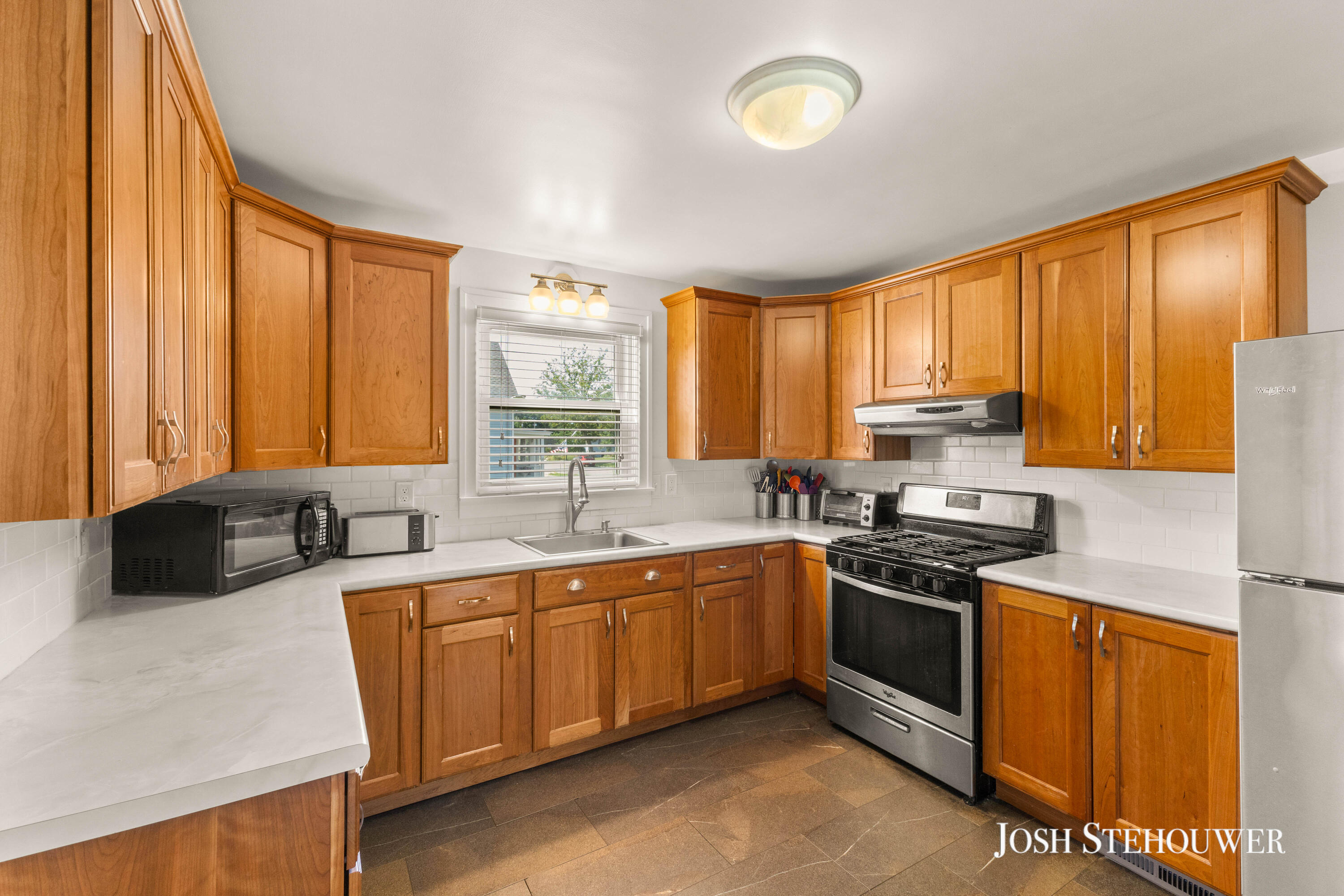 364 W 21st Street Holland MI 49423