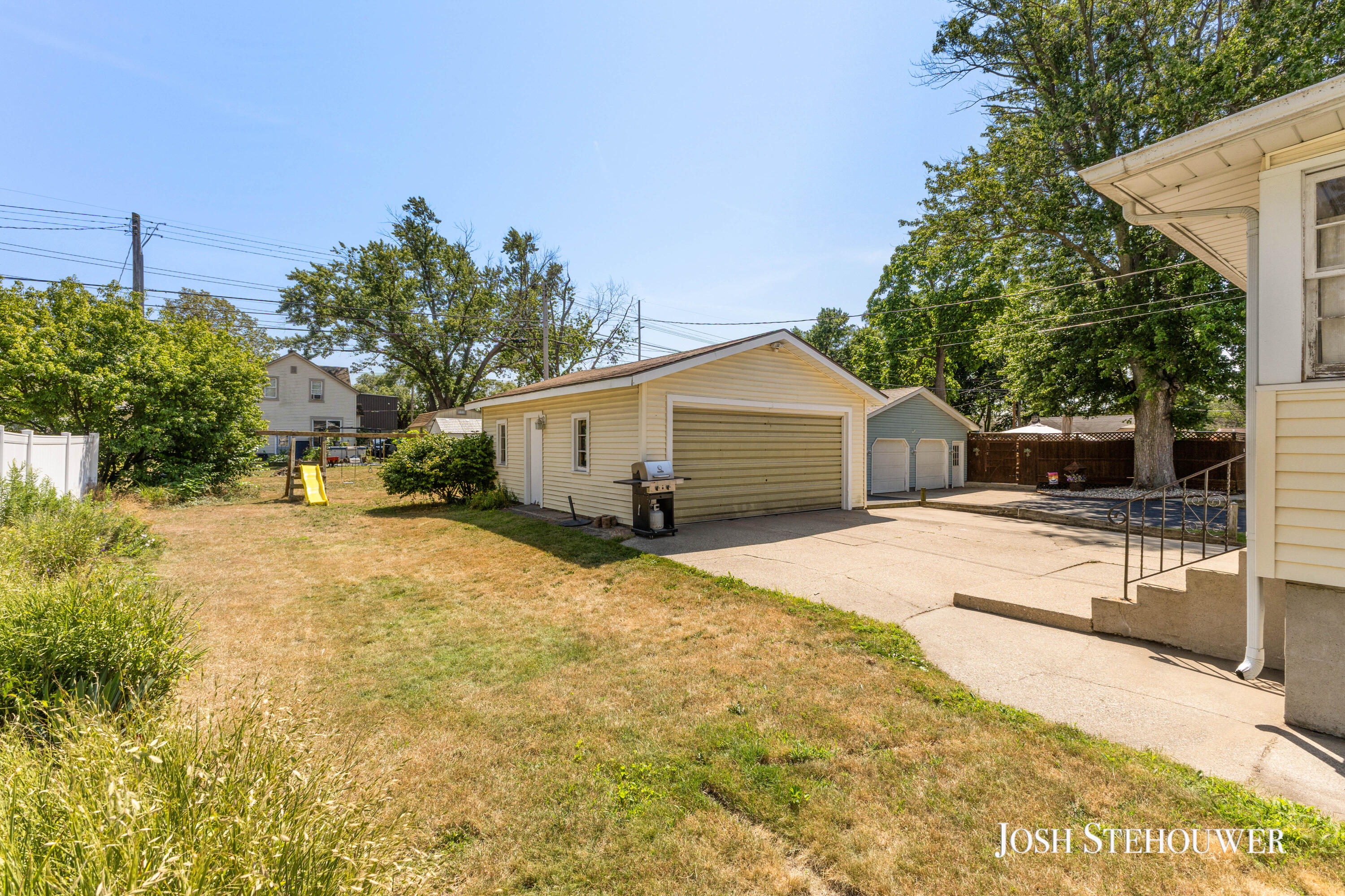 364 W 21st Street Holland MI 49423