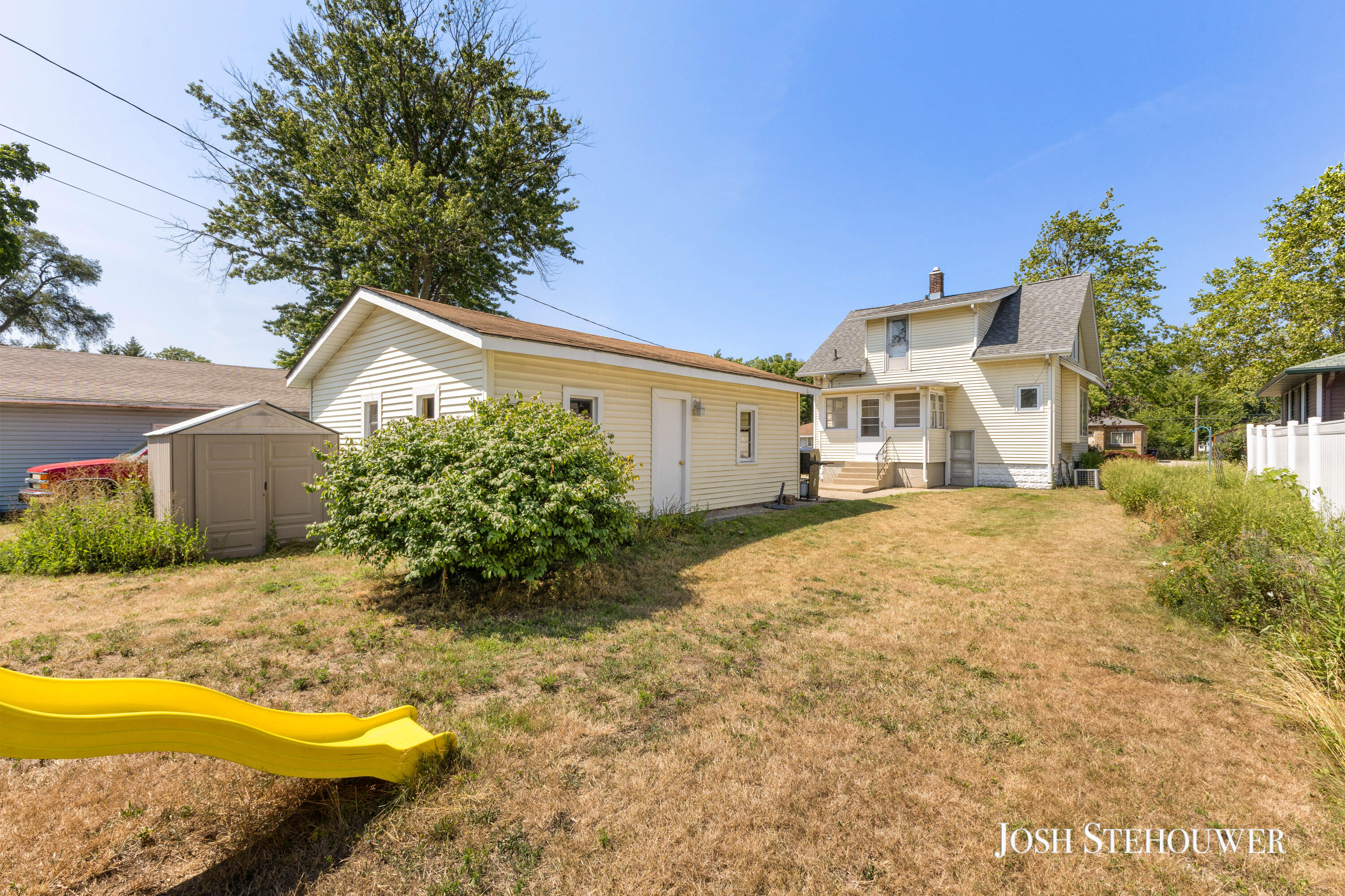 364 W 21st Street Holland MI 49423