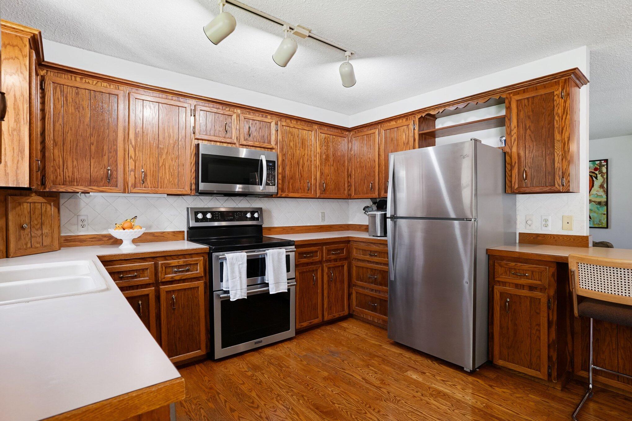 14314 Sunview Drive Holland MI 49424
