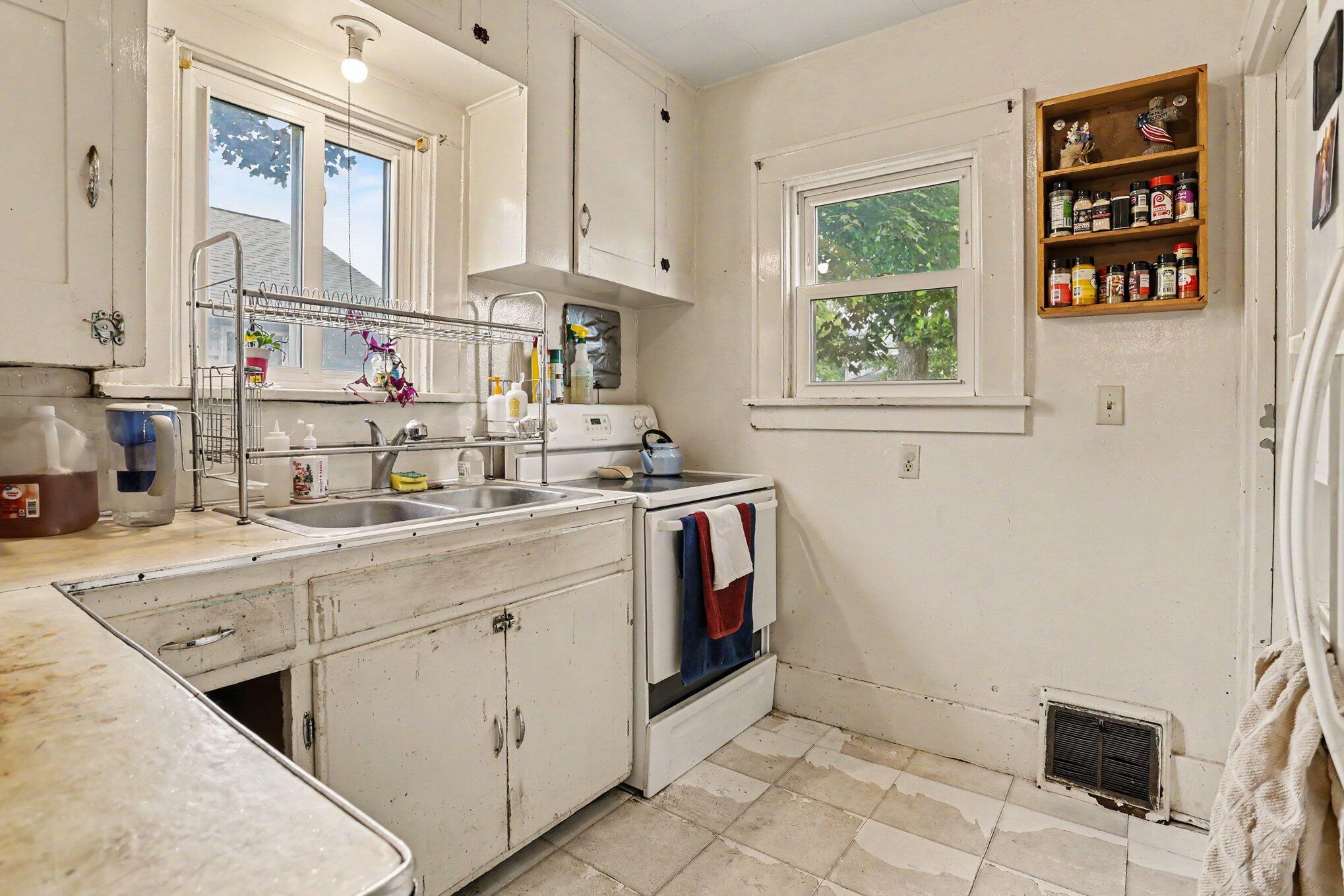 1349 Hickory Street Niles MI 49120