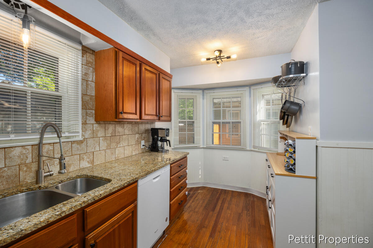2347 Union Avenue SE Grand Rapids MI 49507