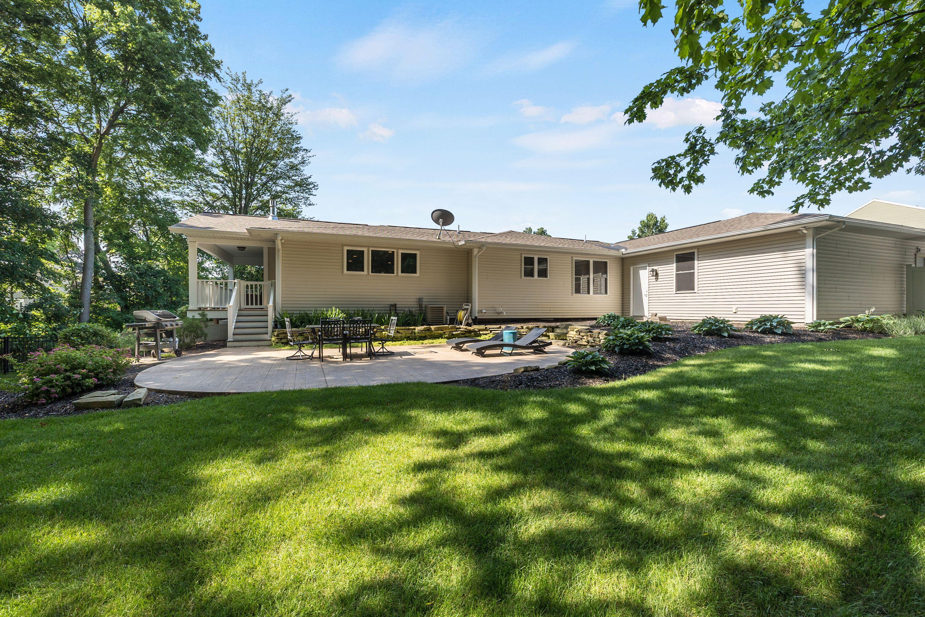 648 Francis Street Saugatuck MI 49453