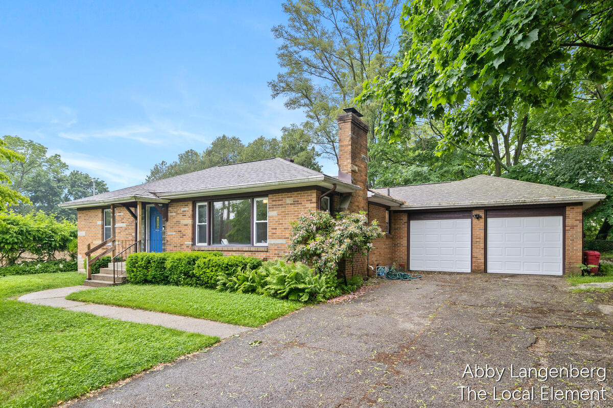 450 Newberg Avenue NW Grand Rapids MI 49504