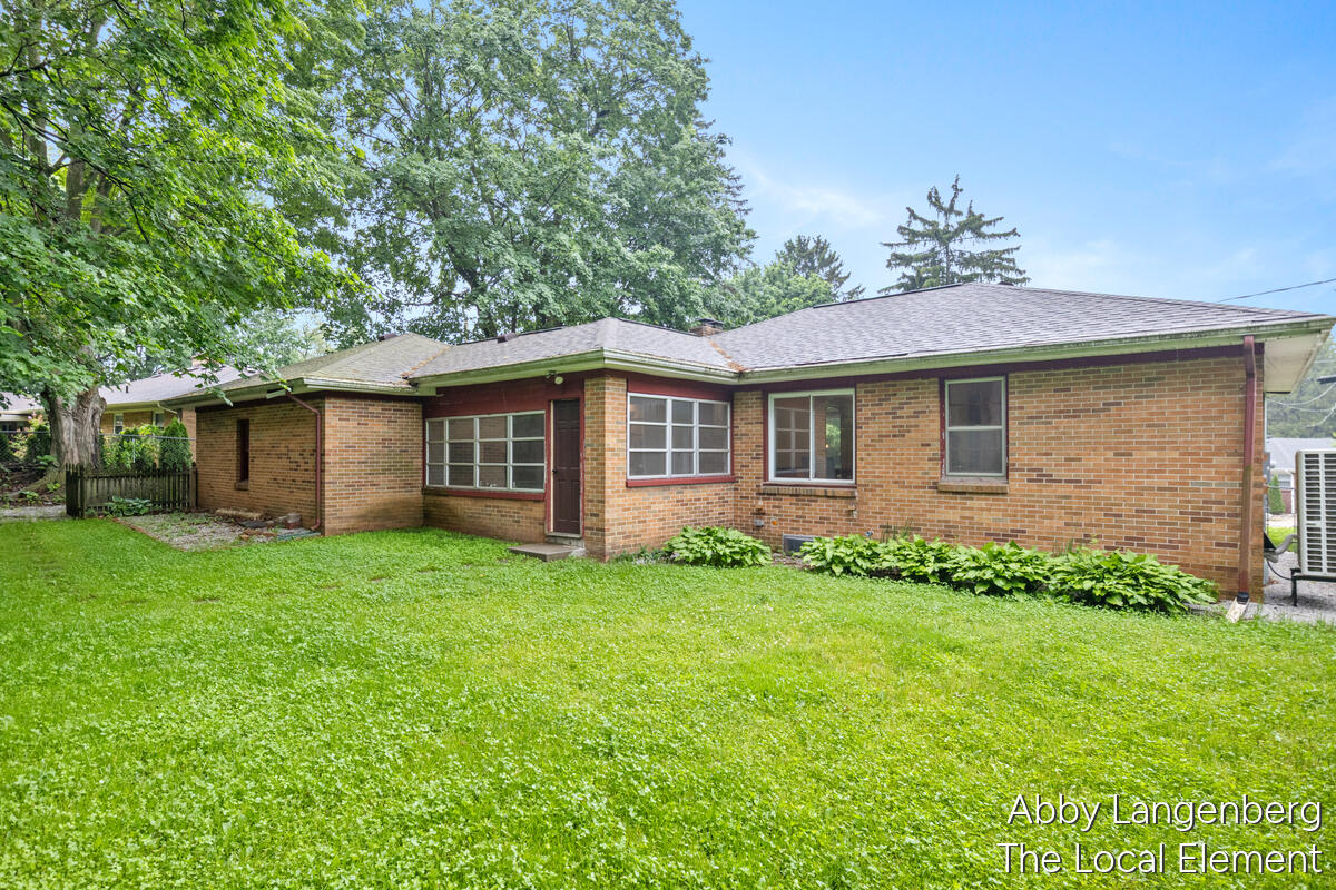 450 Newberg Avenue NW Grand Rapids MI 49504